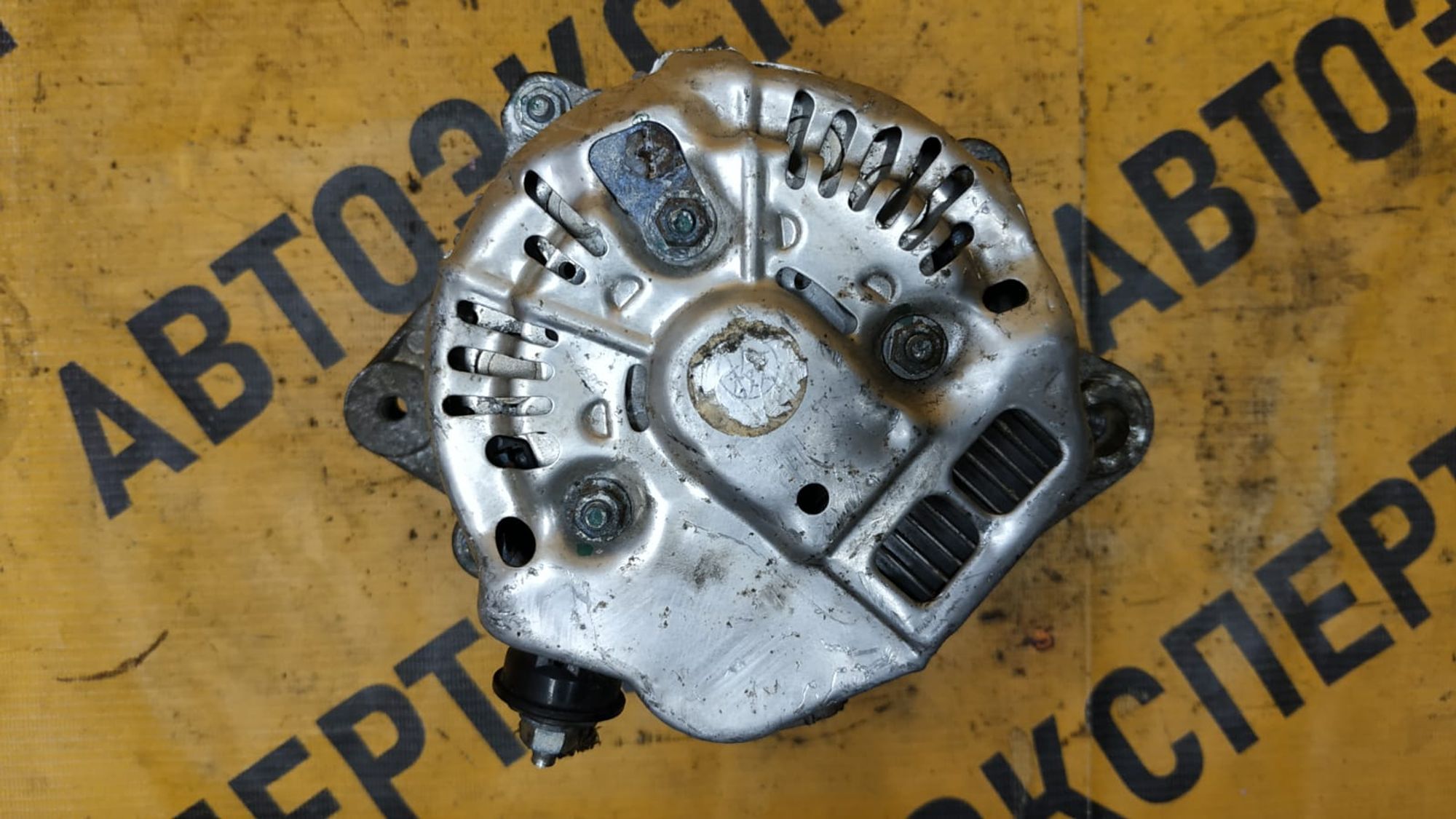 https://ycs.partsauto.market/partsauto-images/thmbs/userImages/87497919e31020c6b1c735431d06908a/part/2b6d7168-20a4-49b5-8484-ccd023ea3ac9_1749117525459.jpg