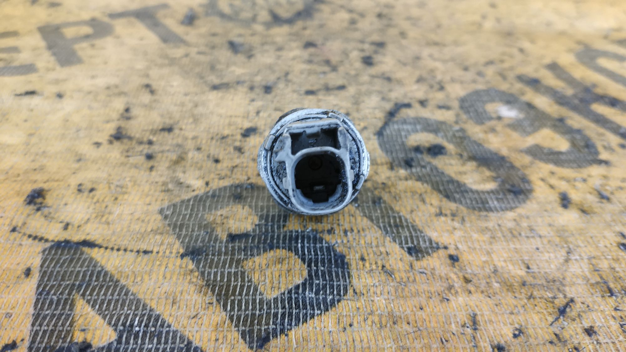 https://ycs.partsauto.market/partsauto-images/thmbs/userImages/87497919e31020c6b1c735431d06908a/part/2c65c4b4-f9b7-4325-a50c-598e3ff80c95_1725349773703.jpg
