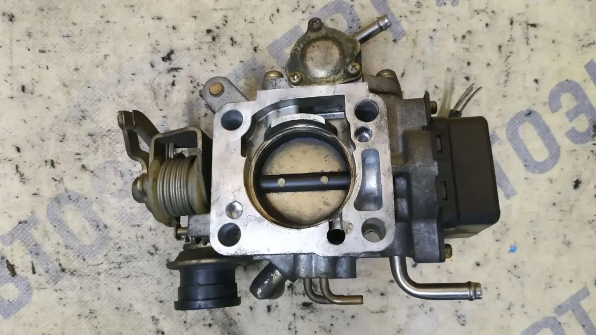 https://ycs.partsauto.market/partsauto-images/thmbs/userImages/87497919e31020c6b1c735431d06908a/part/2d036796-a494-4704-83a2-a9d005799211_1787023464452.jpg