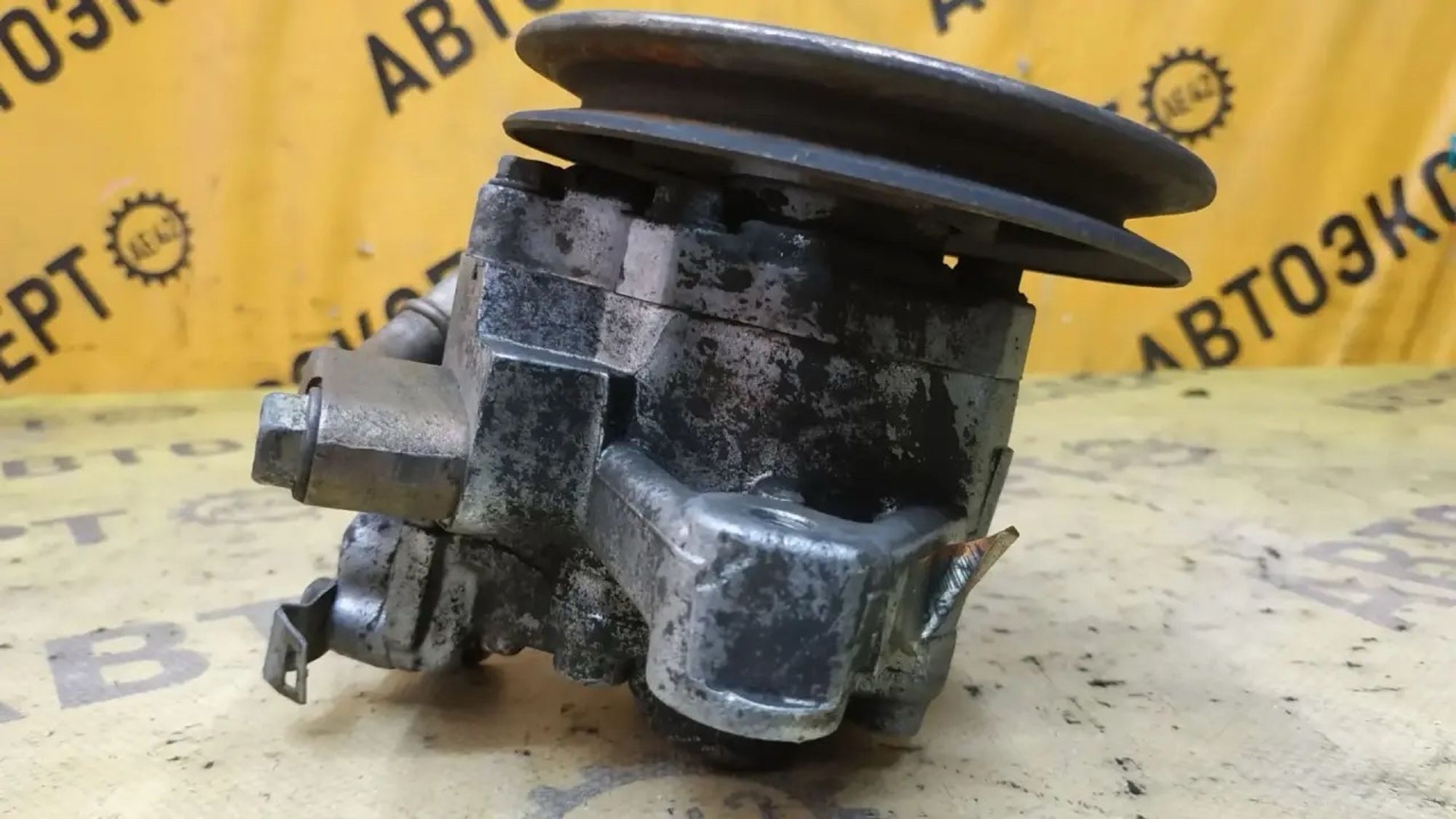 https://ycs.partsauto.market/partsauto-images/thmbs/userImages/87497919e31020c6b1c735431d06908a/part/2e0176e1-8314-45e9-8a16-99eacc701ddf_1784252402555.jpg