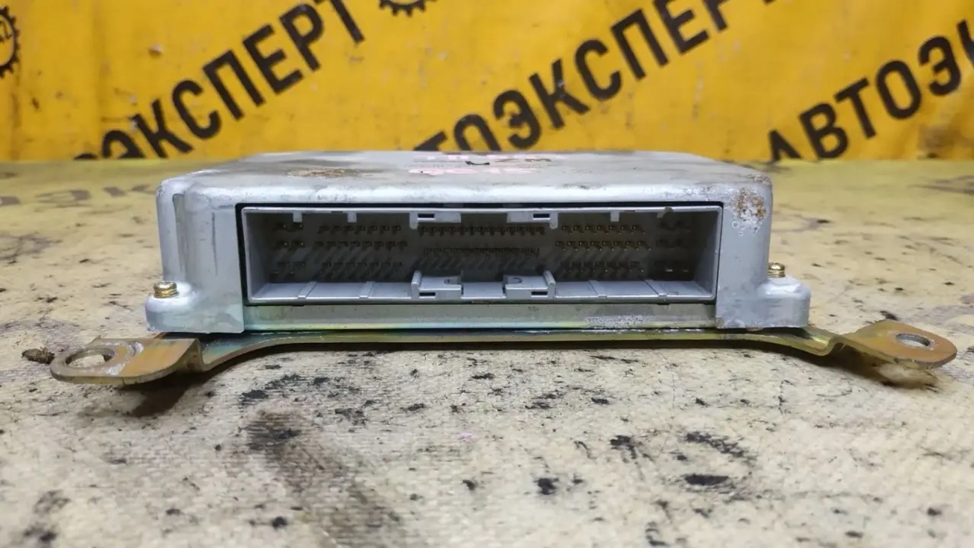 https://ycs.partsauto.market/partsauto-images/thmbs/userImages/87497919e31020c6b1c735431d06908a/part/2f26003e-1e4b-4e32-9795-3a4c4f7ec223_1787022828621.jpg