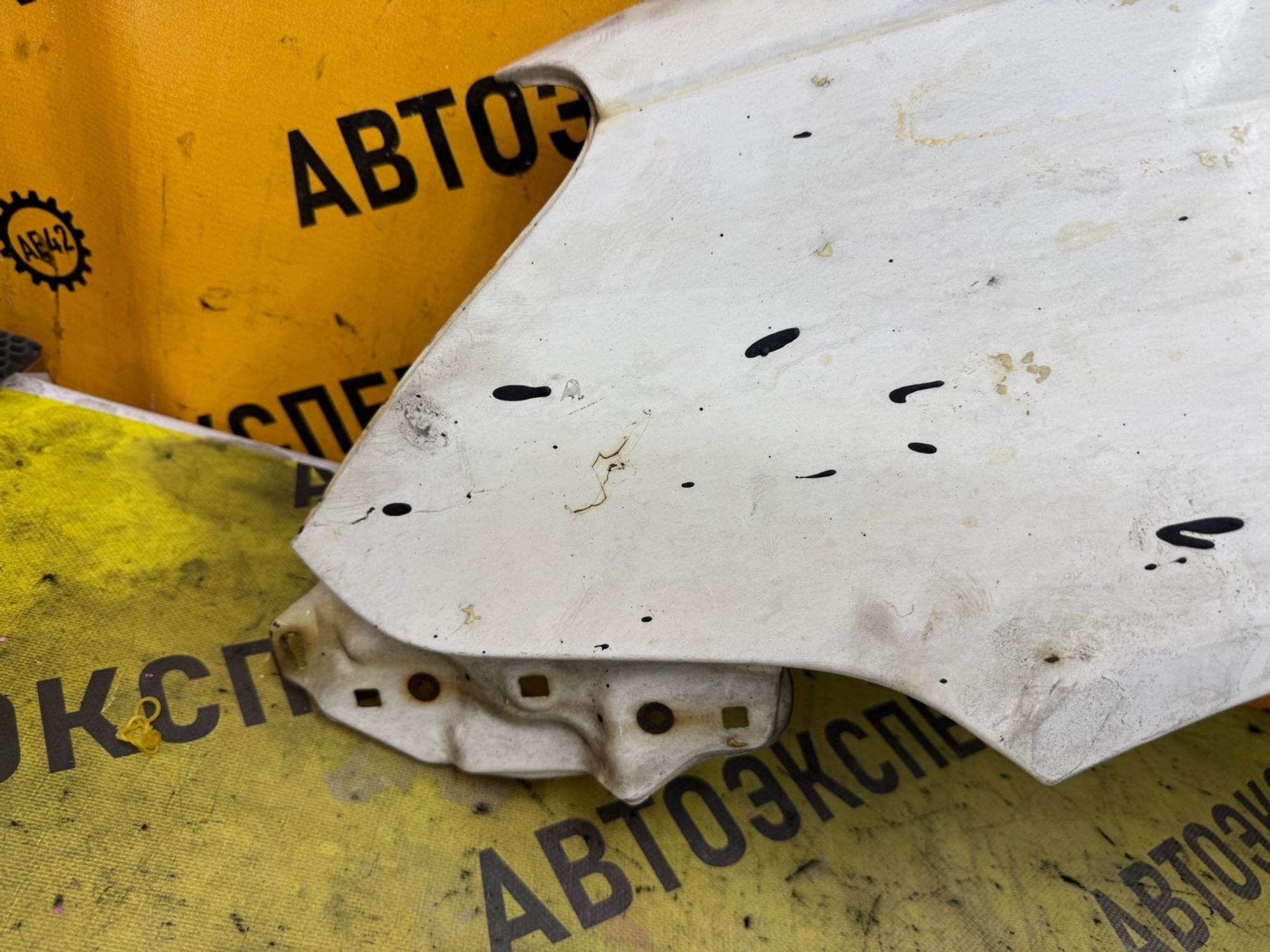 https://ycs.partsauto.market/partsauto-images/thmbs/userImages/87497919e31020c6b1c735431d06908a/part/2f6aaa31-6efe-48b5-9a77-85c0662273cf_1787122039643.jpg