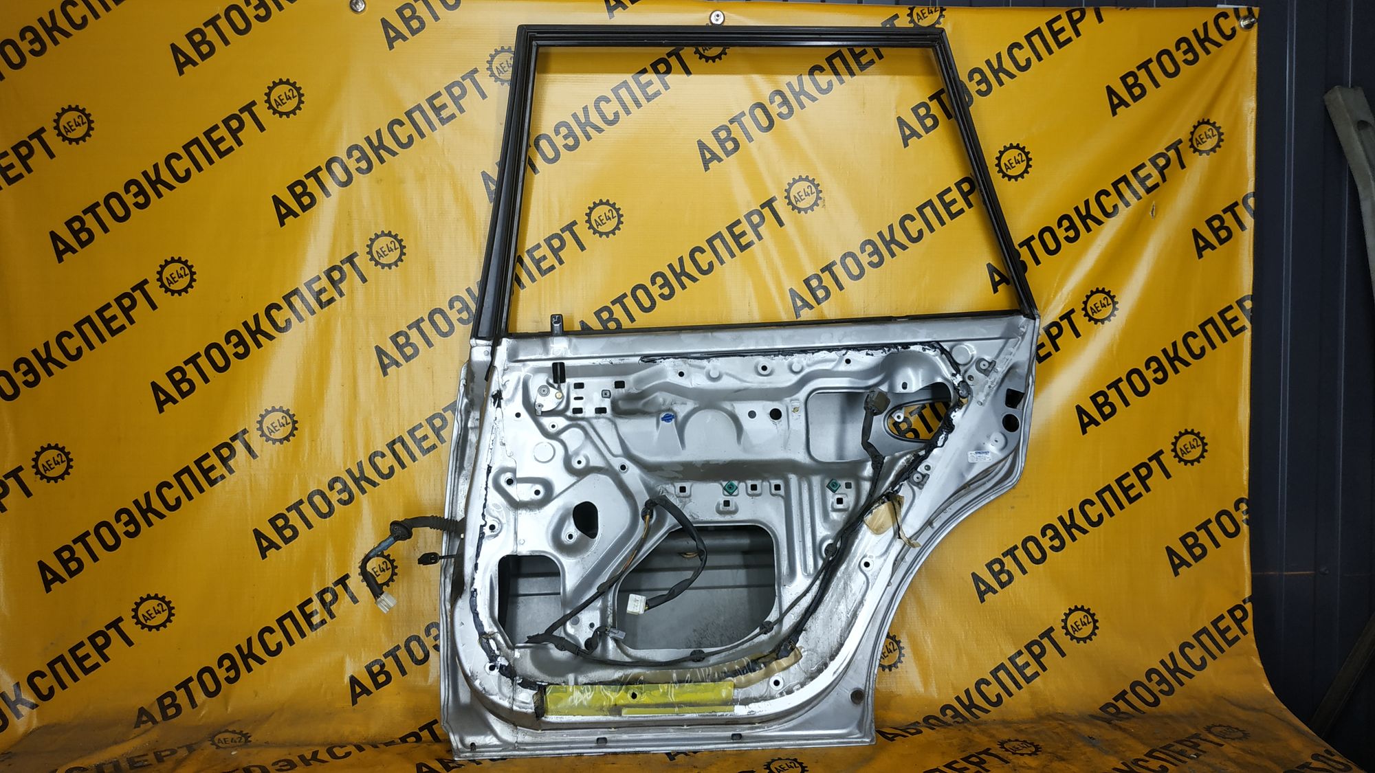 https://ycs.partsauto.market/partsauto-images/thmbs/userImages/87497919e31020c6b1c735431d06908a/part/30765fa5-6968-4b08-9ced-b10e04357eed_1730693353401.jpg