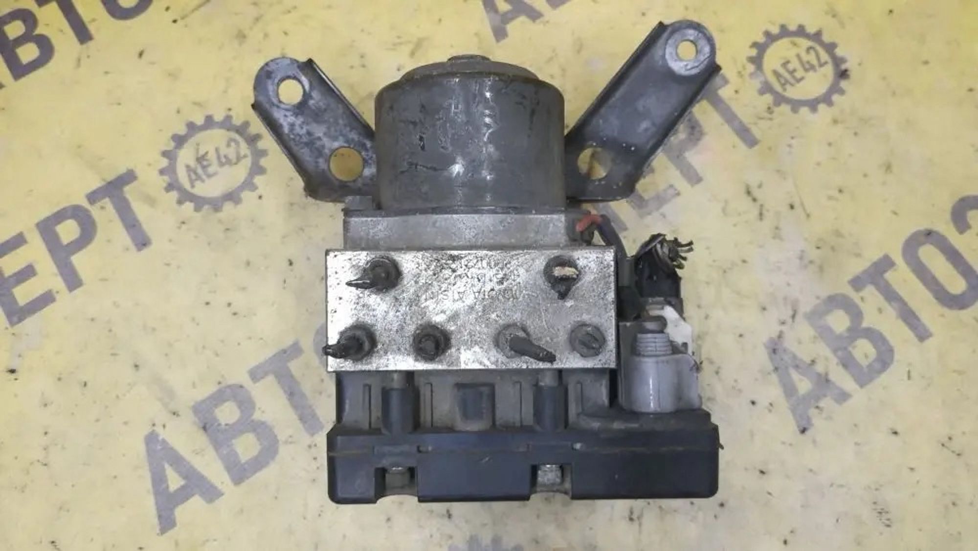 https://ycs.partsauto.market/partsauto-images/thmbs/userImages/87497919e31020c6b1c735431d06908a/part/30d94926-e9e1-4661-b5ef-e9521e7d0780_1779781853117.jpg