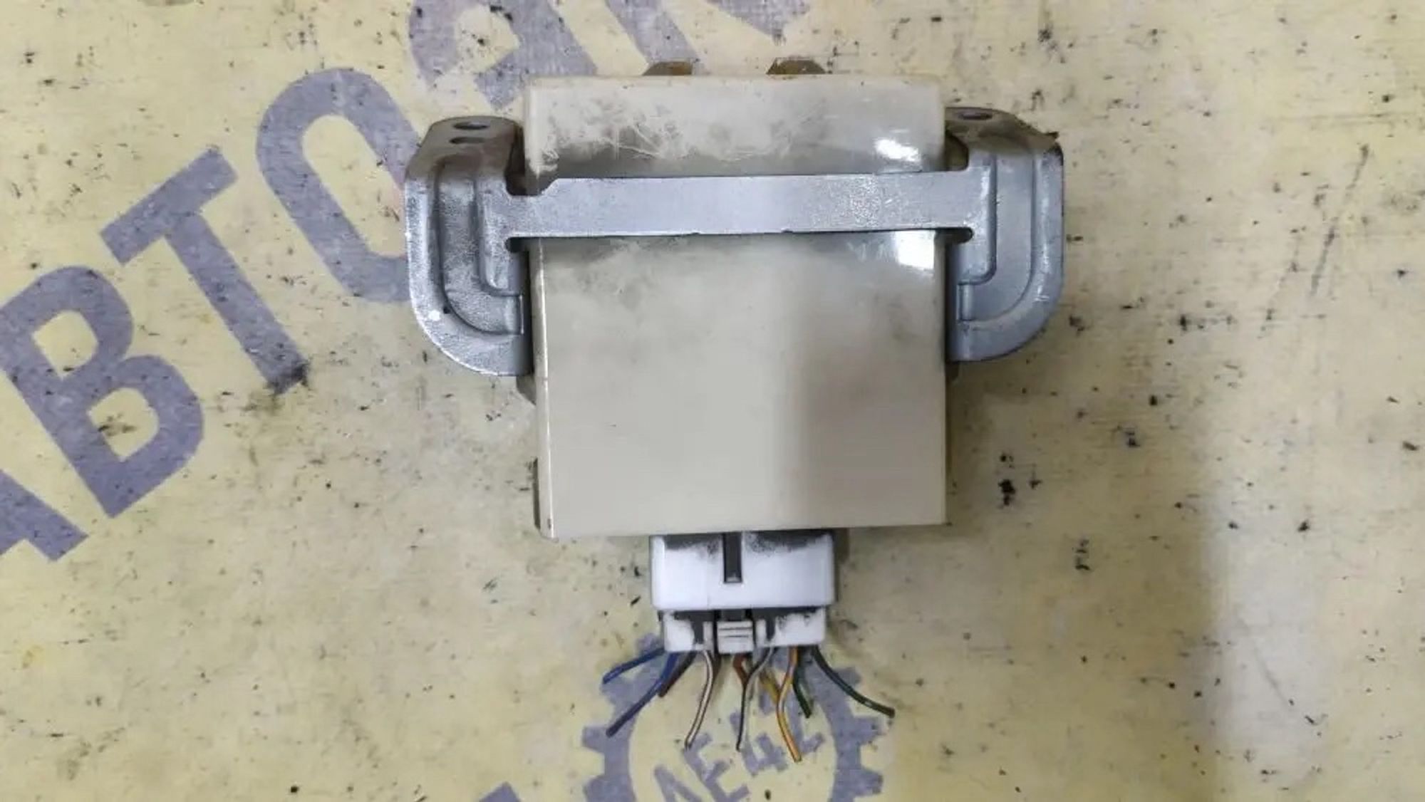 https://ycs.partsauto.market/partsauto-images/thmbs/userImages/87497919e31020c6b1c735431d06908a/part/3a3f2ffa-f0e6-495c-8158-664f62c84c36_1776915555870.jpg