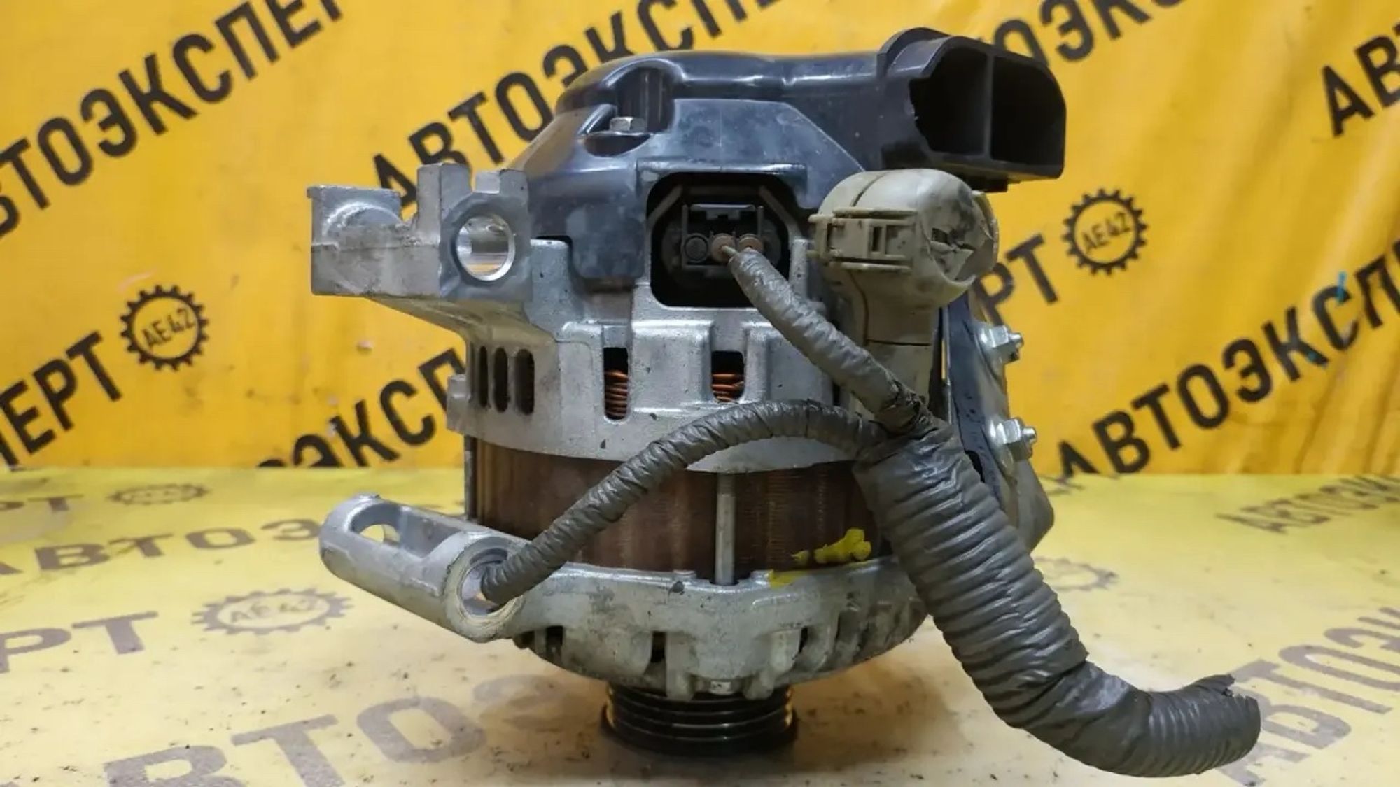 https://ycs.partsauto.market/partsauto-images/thmbs/userImages/87497919e31020c6b1c735431d06908a/part/3ad2cb51-e519-4959-8c5e-5c8b6df06af4_1782717882191.jpg