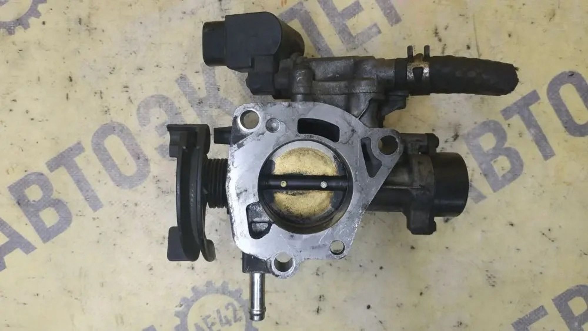 https://ycs.partsauto.market/partsauto-images/thmbs/userImages/87497919e31020c6b1c735431d06908a/part/401bfb68-d8db-4688-bee1-e38567ca59db_1779437173908.jpg