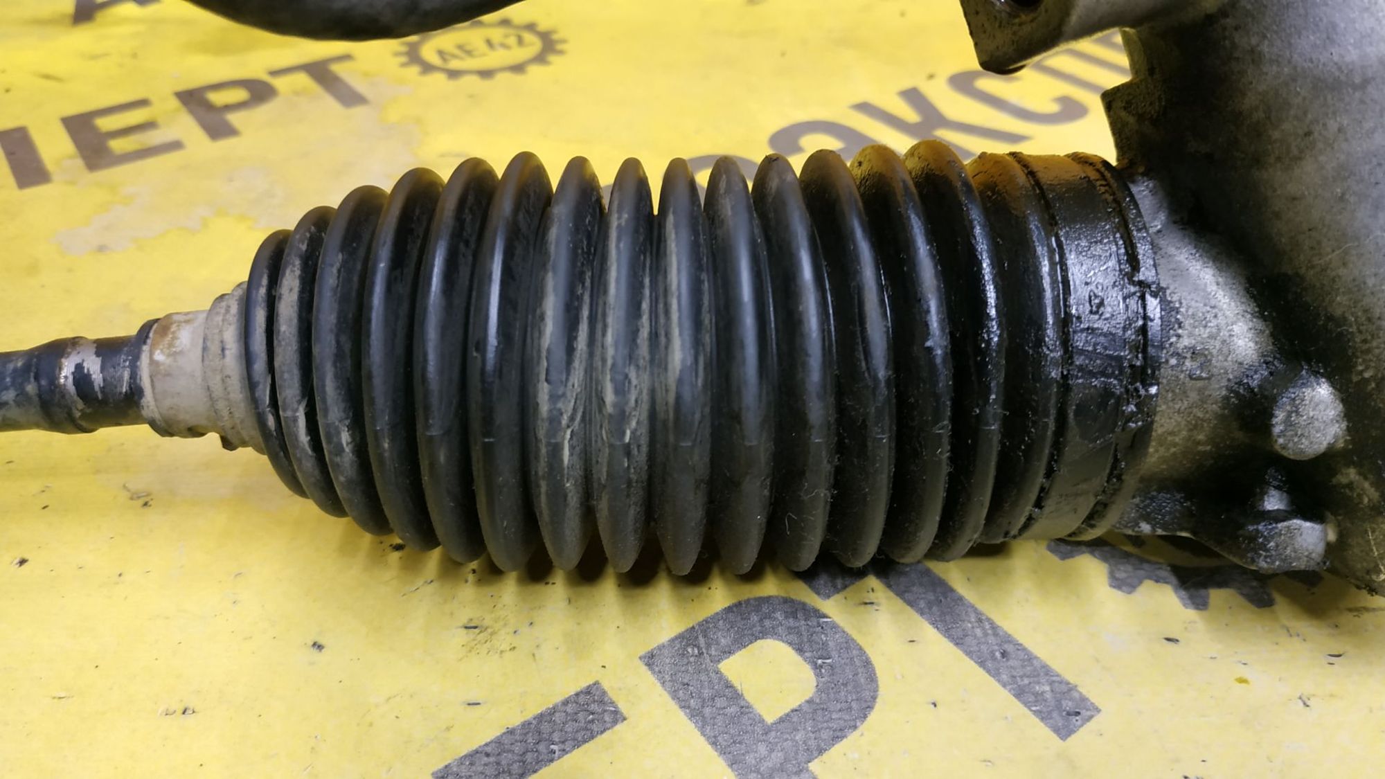 https://ycs.partsauto.market/partsauto-images/thmbs/userImages/87497919e31020c6b1c735431d06908a/part/40775d9f-d49c-4a90-83ea-5150f519c7d3_1778040339997.jpg