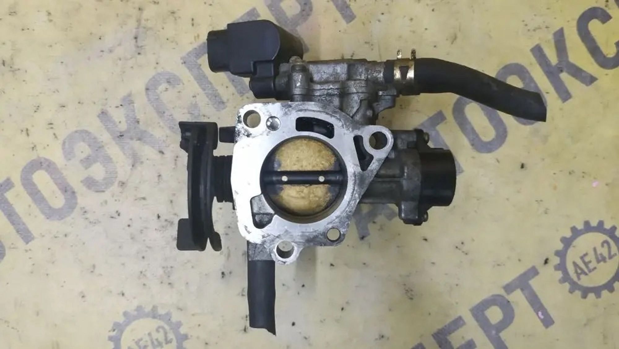 https://ycs.partsauto.market/partsauto-images/thmbs/userImages/87497919e31020c6b1c735431d06908a/part/4157f0fb-730a-4129-be0b-e2fd261d604b_1779437070304.jpg