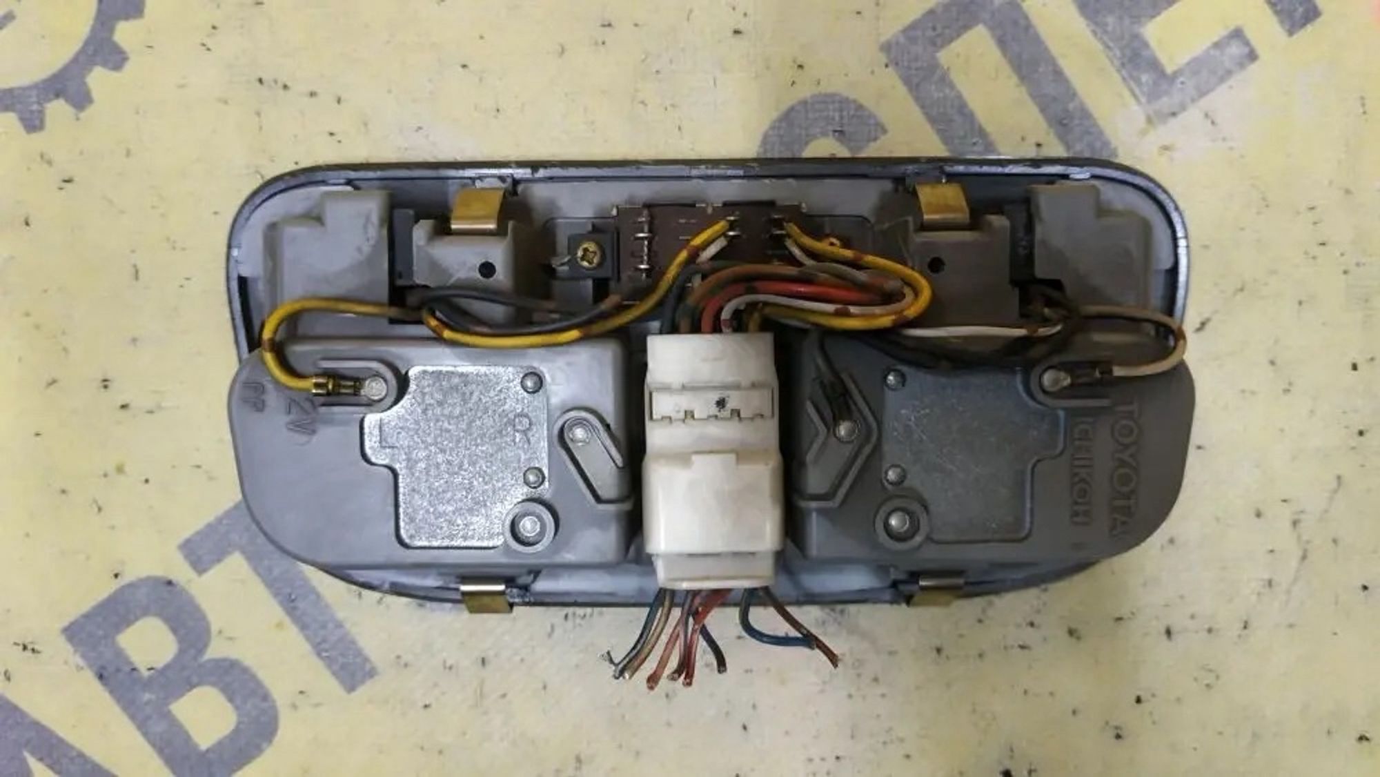 https://ycs.partsauto.market/partsauto-images/thmbs/userImages/87497919e31020c6b1c735431d06908a/part/41d4462c-186d-4211-abec-226f4dc159a6_1776915753901.jpg