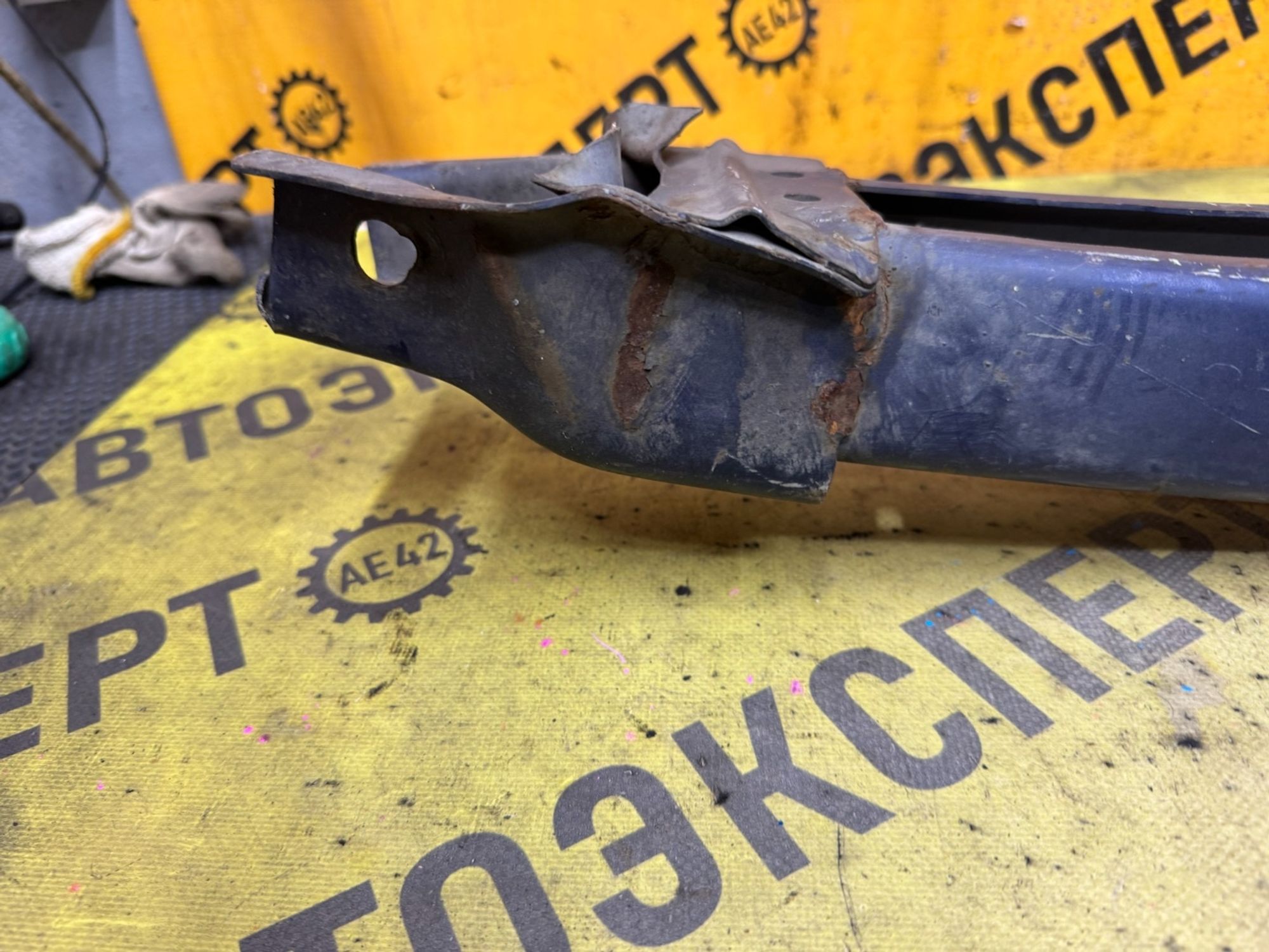 https://ycs.partsauto.market/partsauto-images/thmbs/userImages/87497919e31020c6b1c735431d06908a/part/42fa1aae-f4b4-4fdf-abf4-edcc618102dc_1787295464316.jpg