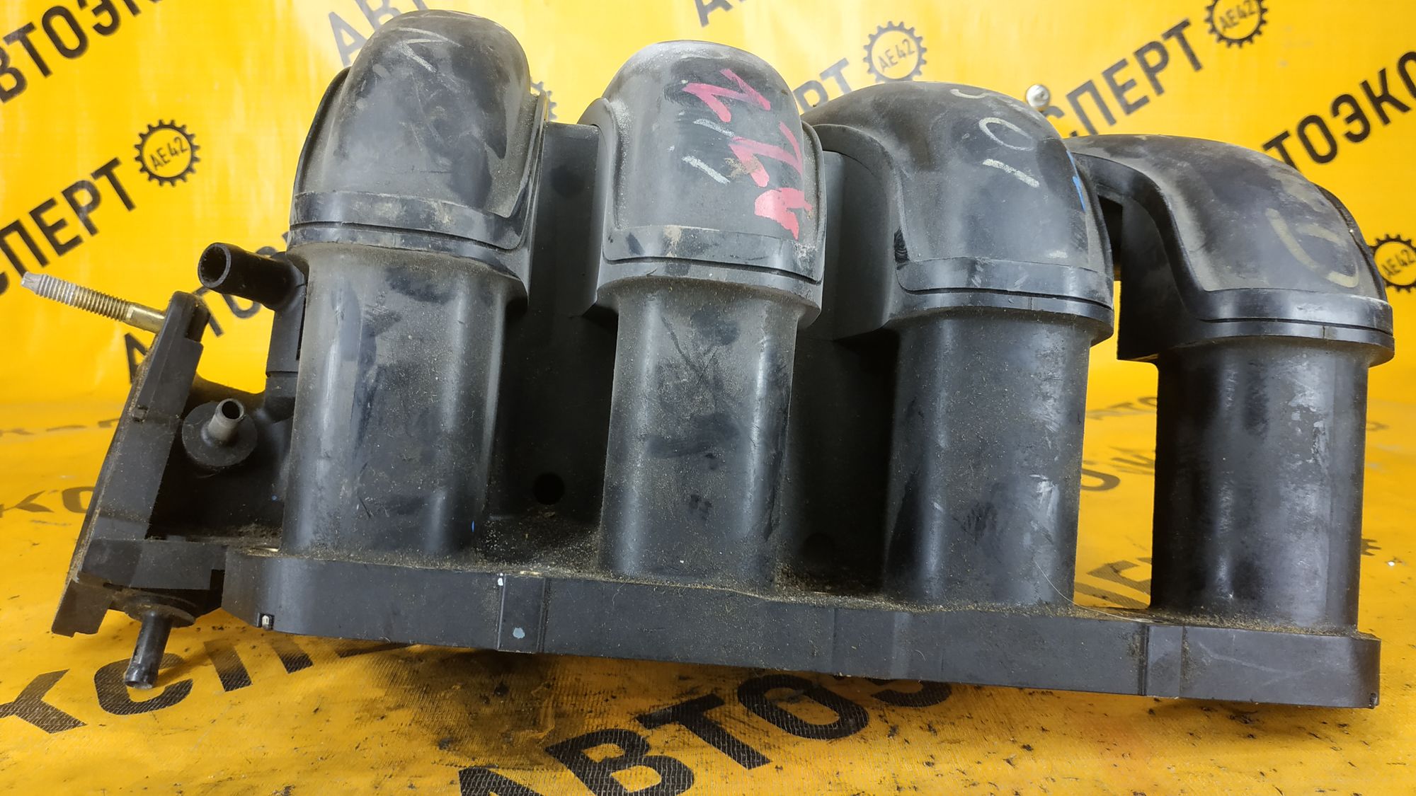 https://ycs.partsauto.market/partsauto-images/thmbs/userImages/87497919e31020c6b1c735431d06908a/part/452a66c0-cc43-49c7-8d59-198758285961_1712728193598.jpg