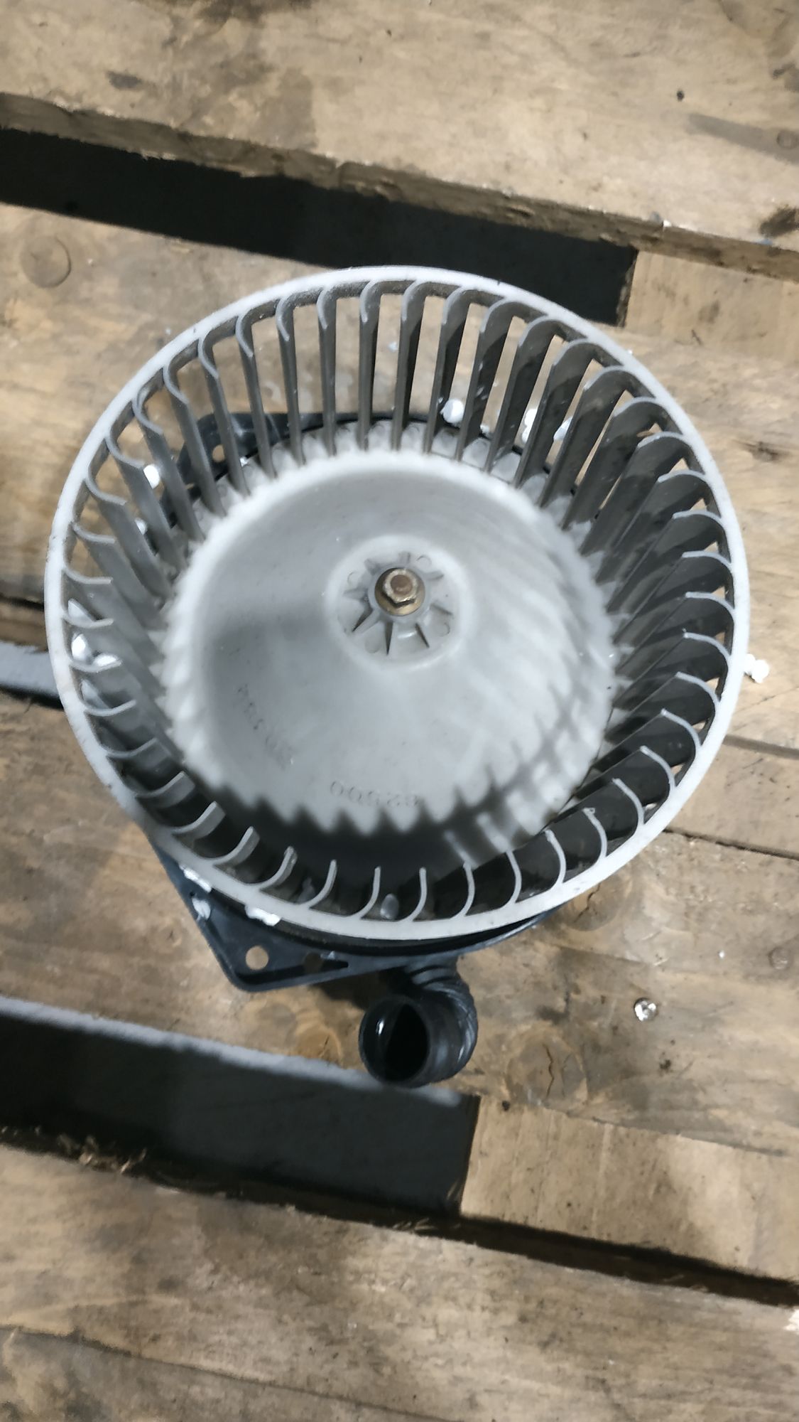https://ycs.partsauto.market/partsauto-images/thmbs/userImages/87497919e31020c6b1c735431d06908a/part/4635a52e-747f-4ac9-9e5d-372c8e4e15ec_1695957873824.jpg