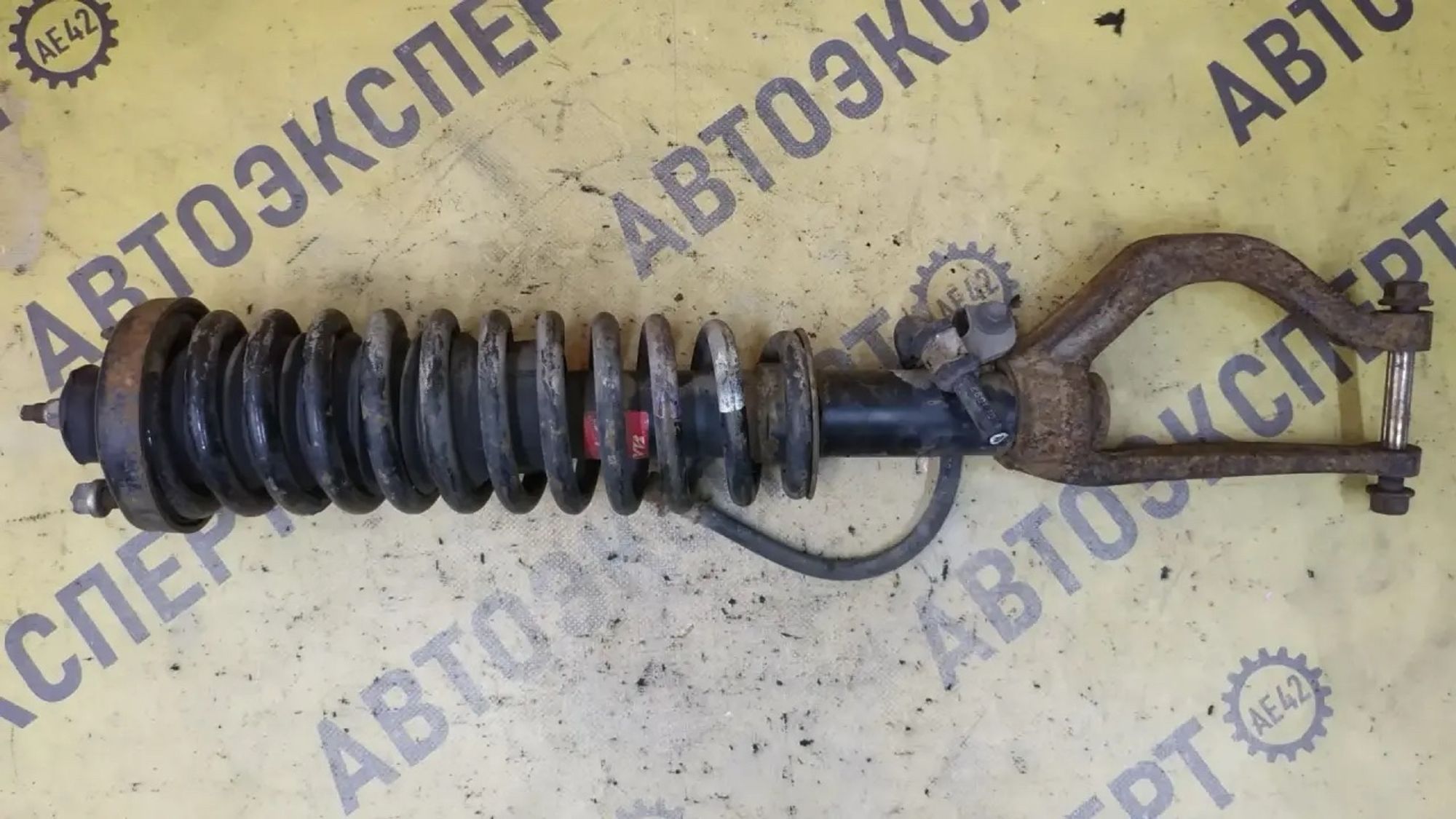https://ycs.partsauto.market/partsauto-images/thmbs/userImages/87497919e31020c6b1c735431d06908a/part/46597e91-b430-4918-a6f2-1d4ab8e68061_1786002905671.jpg