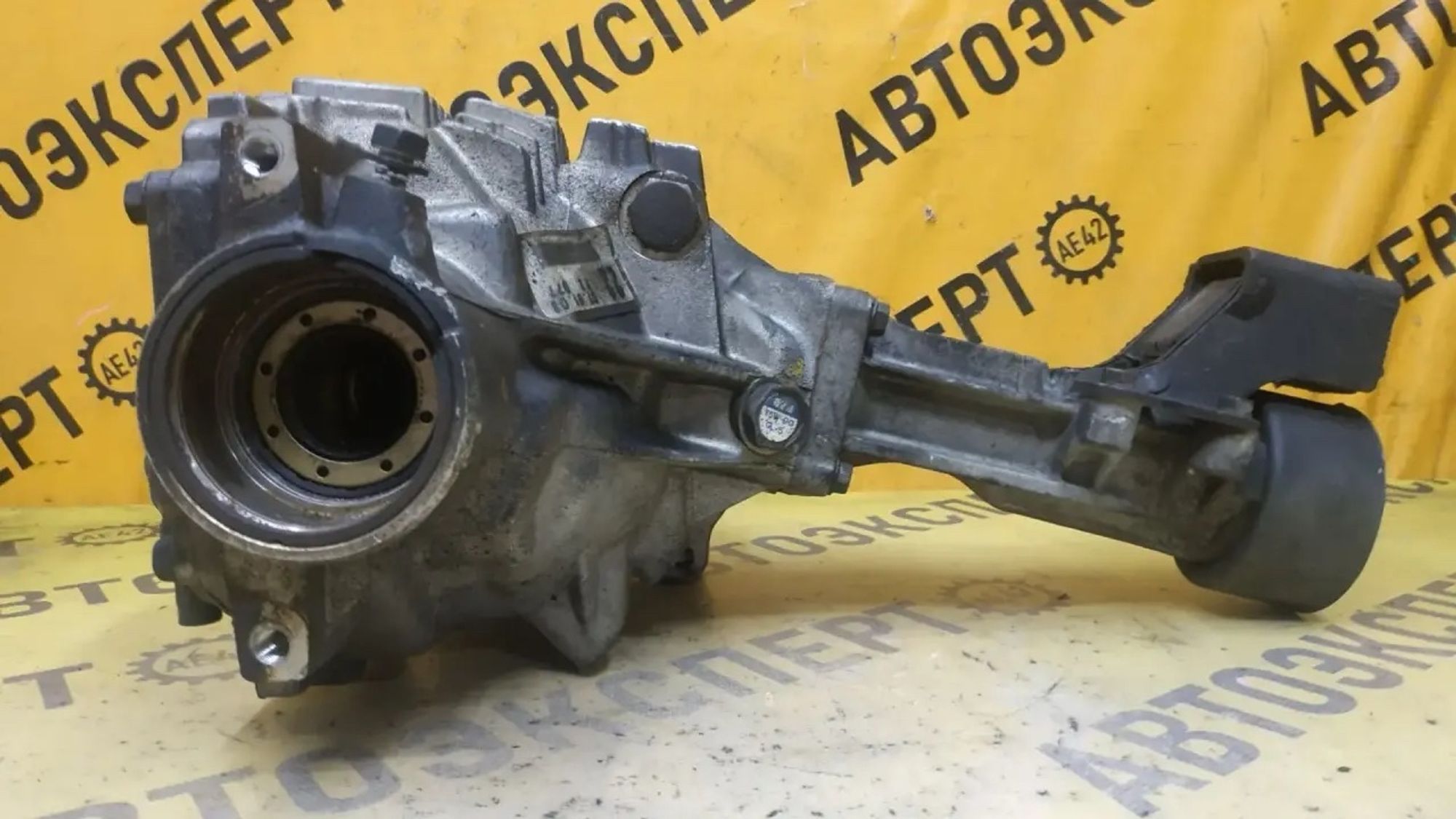 https://ycs.partsauto.market/partsauto-images/thmbs/userImages/87497919e31020c6b1c735431d06908a/part/466ffc4c-9d8d-4763-8b27-23466a1dd433_1782803101646.jpg