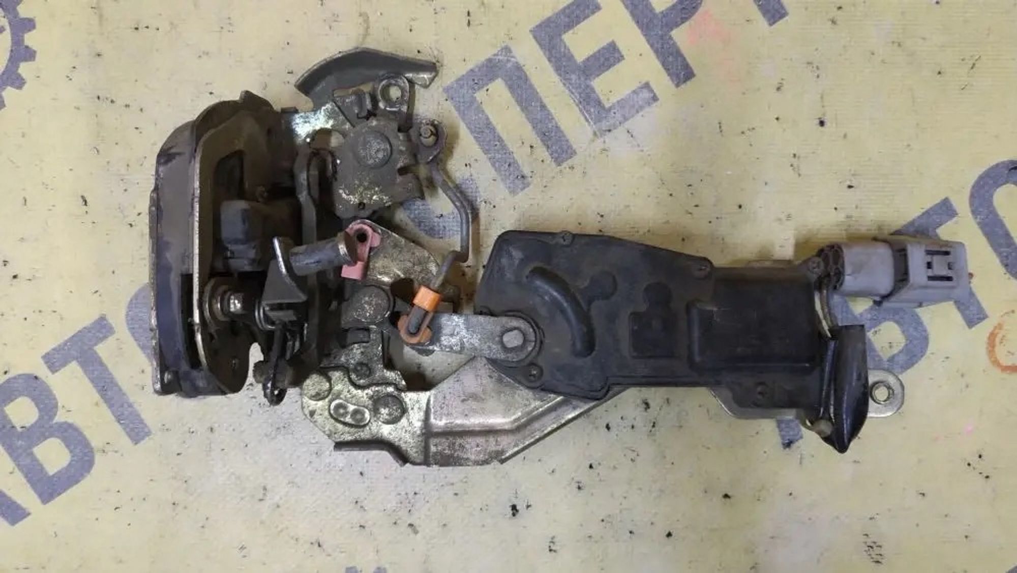 https://ycs.partsauto.market/partsauto-images/thmbs/userImages/87497919e31020c6b1c735431d06908a/part/49fa2118-de01-4dc2-b2d6-ca8de91eb9a4_1776958844809.jpg