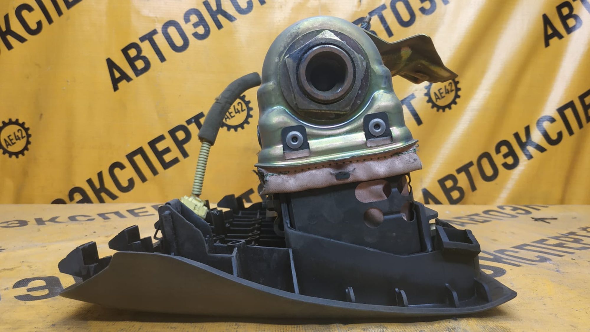 https://ycs.partsauto.market/partsauto-images/thmbs/userImages/87497919e31020c6b1c735431d06908a/part/4db61944-9b3d-4aa5-bb07-e449a7491482_1742820381825.jpg
