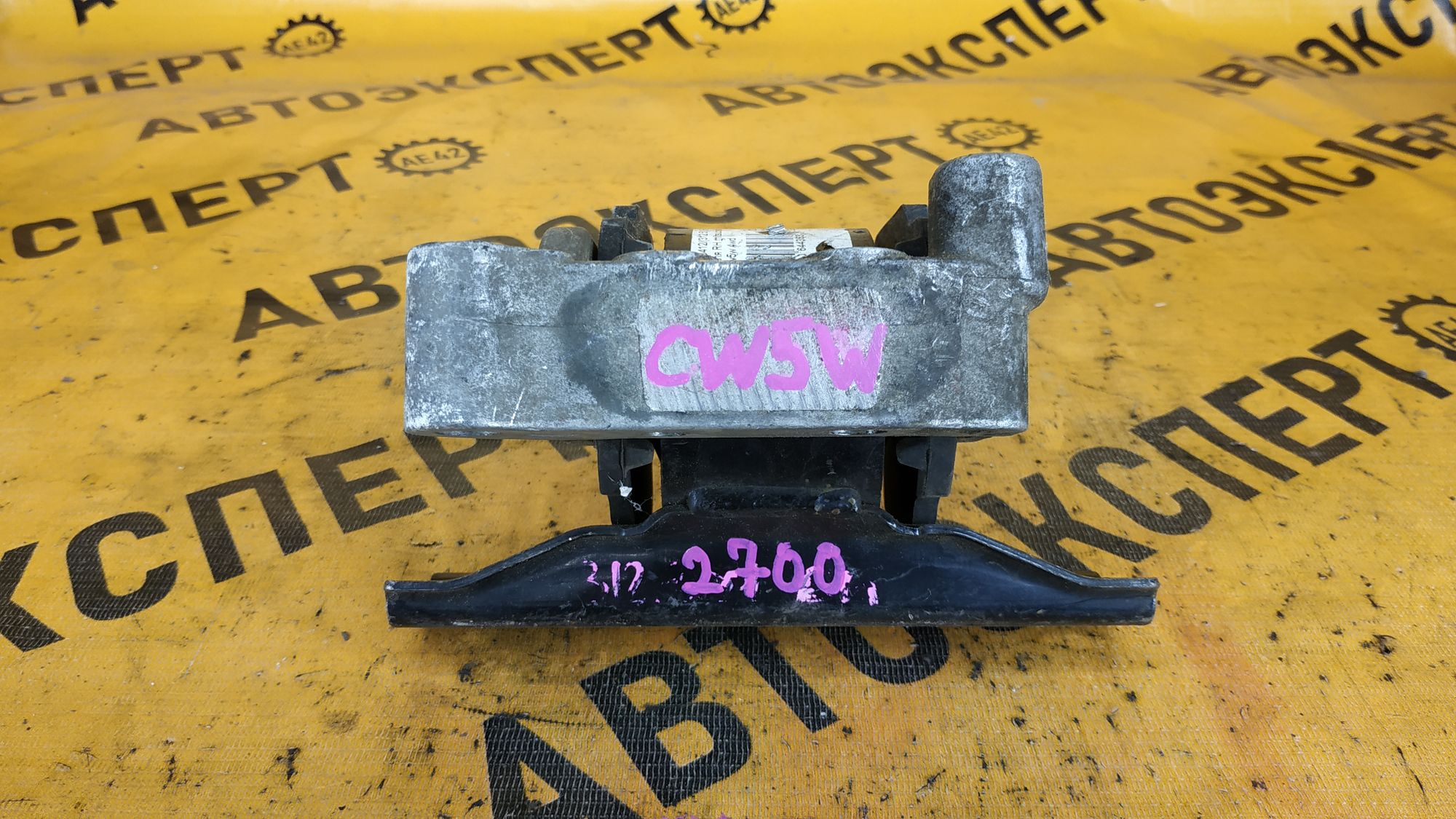 https://ycs.partsauto.market/partsauto-images/thmbs/userImages/87497919e31020c6b1c735431d06908a/part/4f4a0f9f-100c-49bf-9dd7-16193efbe906_1713336442649.jpg