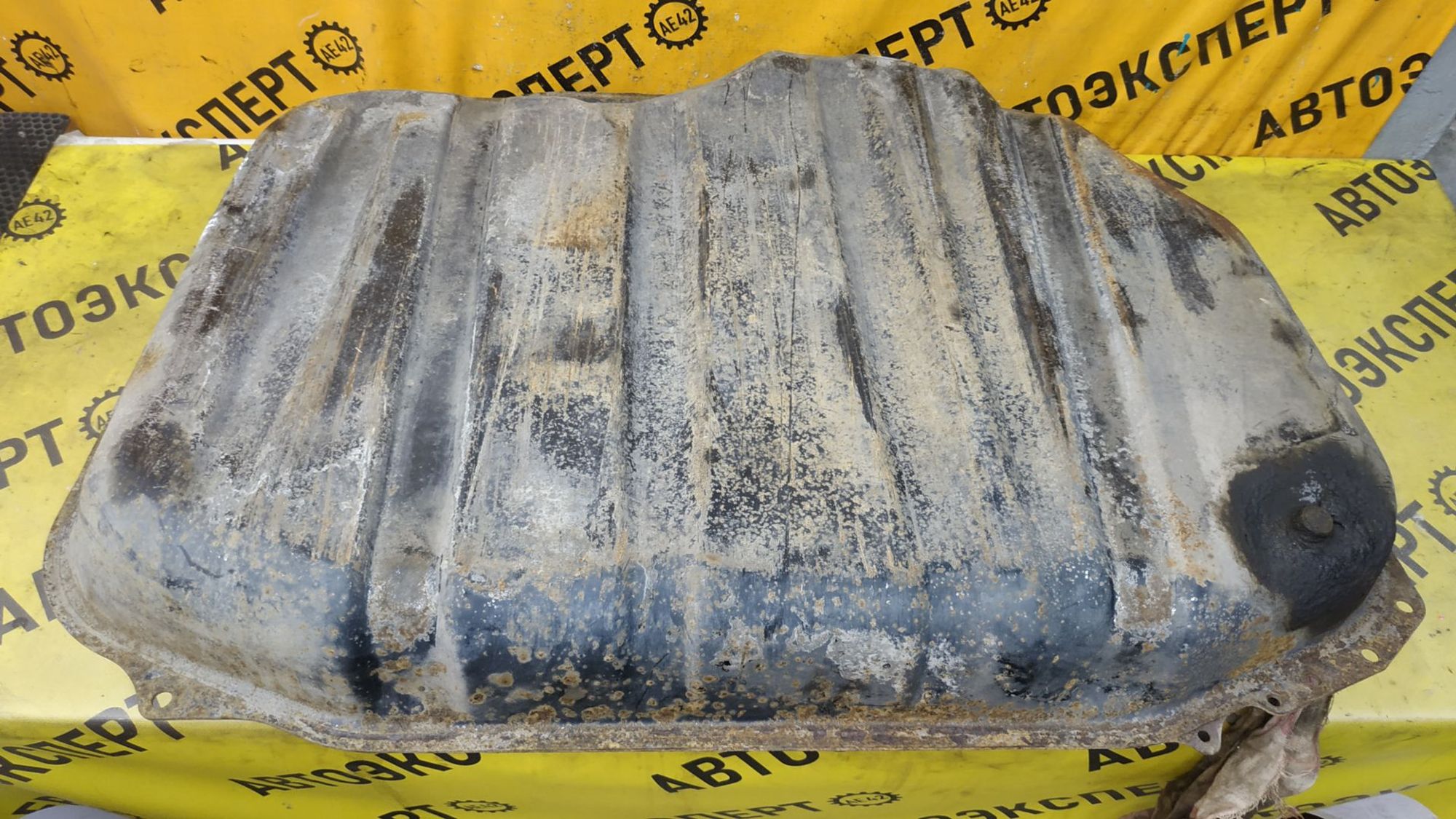 https://ycs.partsauto.market/partsauto-images/thmbs/userImages/87497919e31020c6b1c735431d06908a/part/4ffe66b7-7ec9-4940-a7cd-993a375bff4b_1785920298550.jpg
