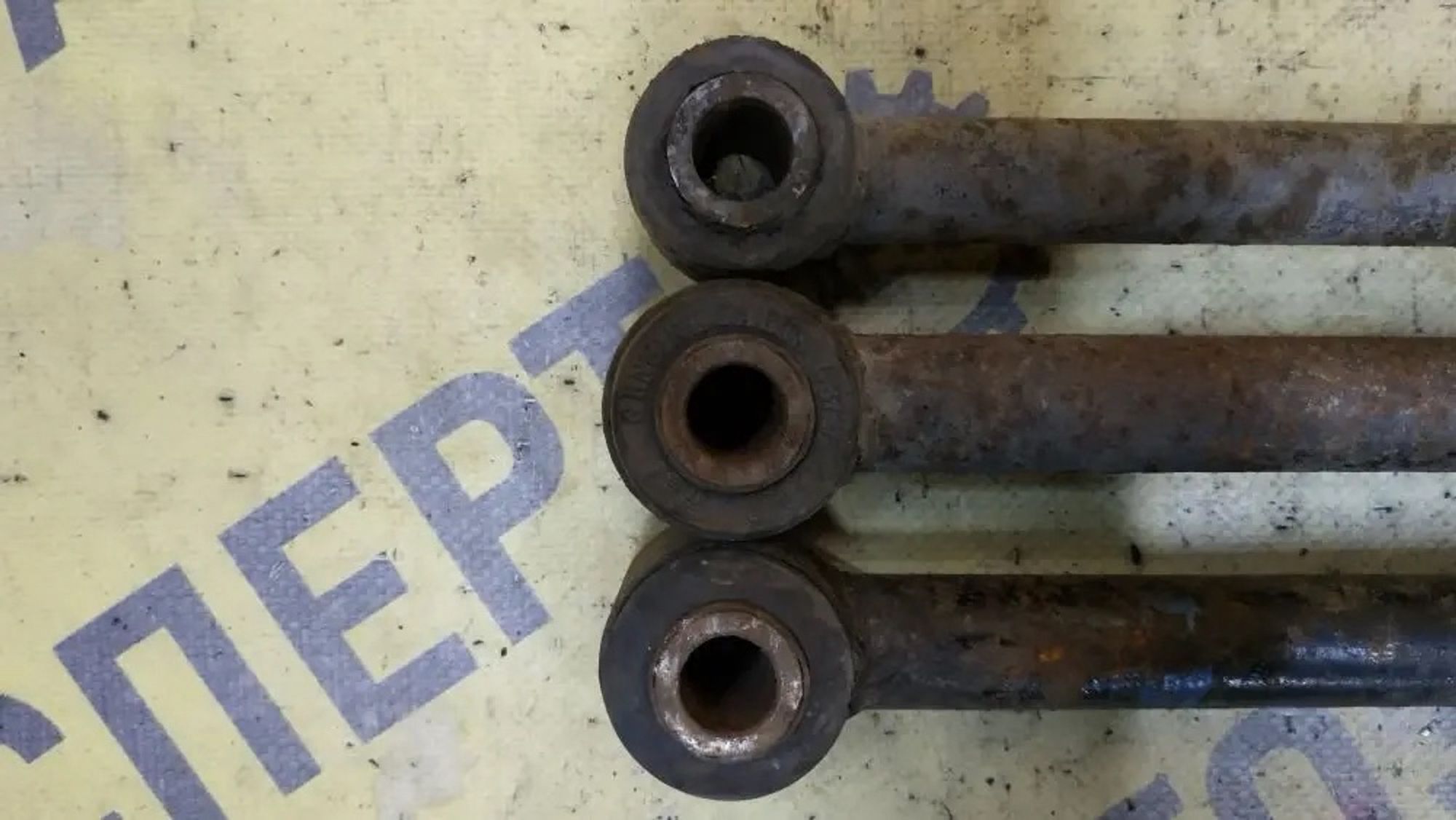 https://ycs.partsauto.market/partsauto-images/thmbs/userImages/87497919e31020c6b1c735431d06908a/part/5005bcb2-dace-4e4e-bfbb-b97860ddbf12_1780925539182.jpg