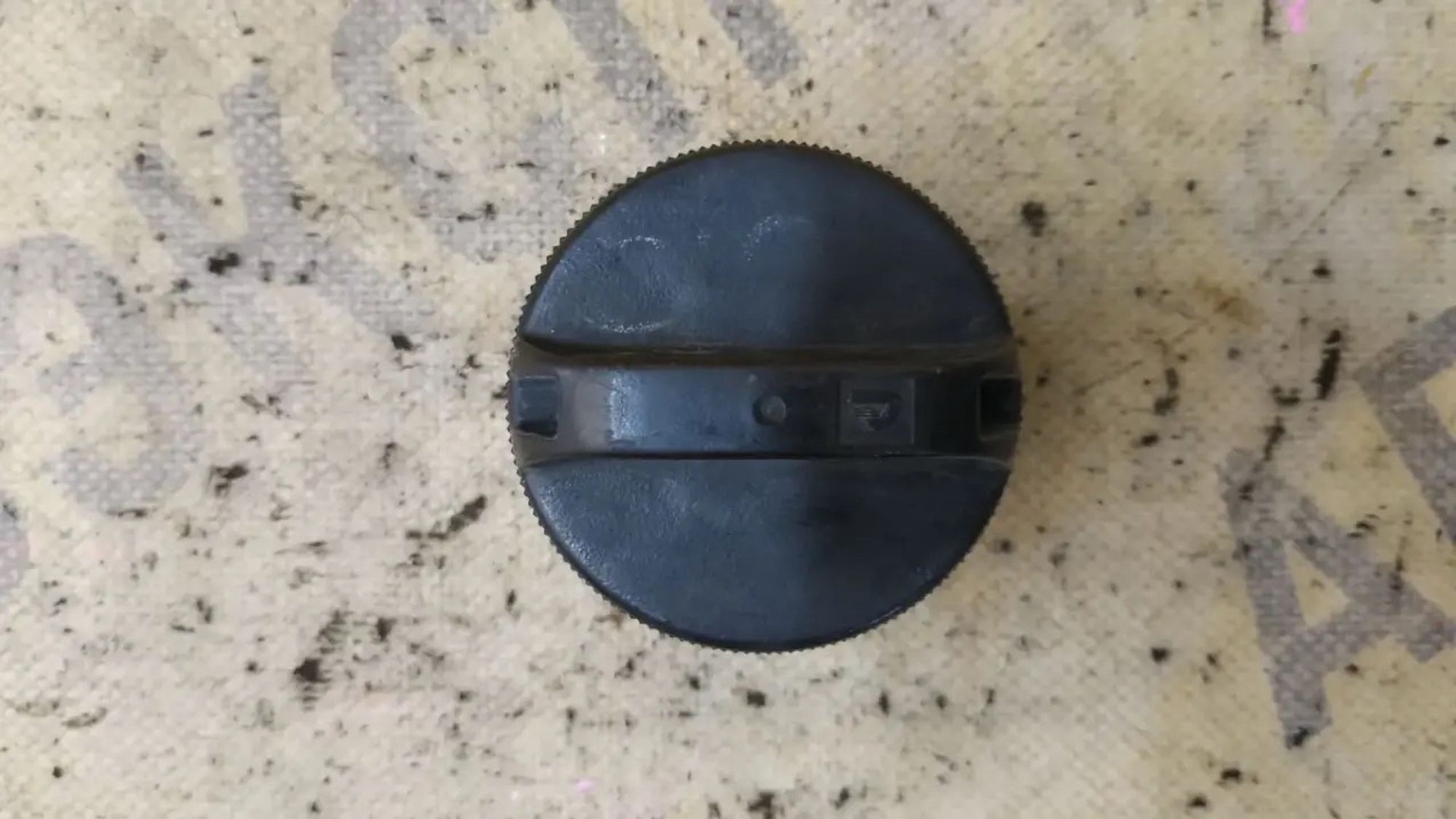 https://ycs.partsauto.market/partsauto-images/thmbs/userImages/87497919e31020c6b1c735431d06908a/part/51b7ef48-8325-4b1b-aa19-480d780f62a1_1785132467116.jpg
