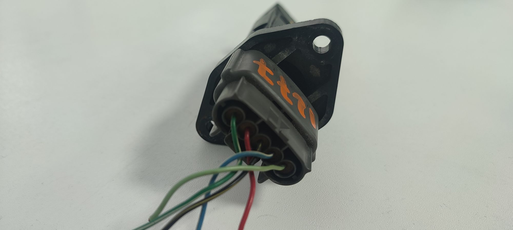 https://ycs.partsauto.market/partsauto-images/thmbs/userImages/87497919e31020c6b1c735431d06908a/part/52649481-3178-46d3-b59d-ea8875978011_1700708070943.jpg
