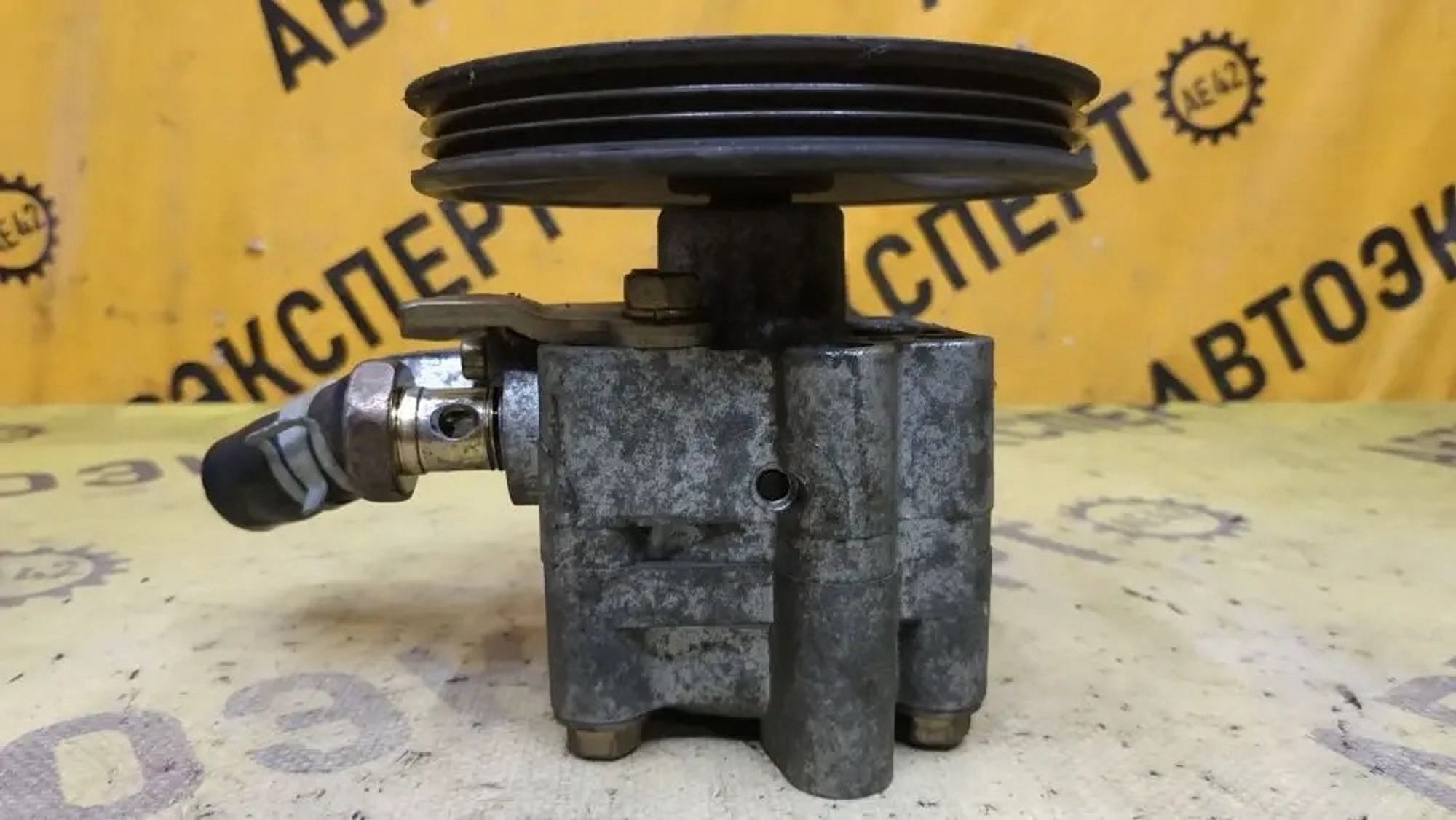 https://ycs.partsauto.market/partsauto-images/thmbs/userImages/87497919e31020c6b1c735431d06908a/part/529bad3a-829d-4fe9-a6d1-94272c52f093_1781238648018.jpg