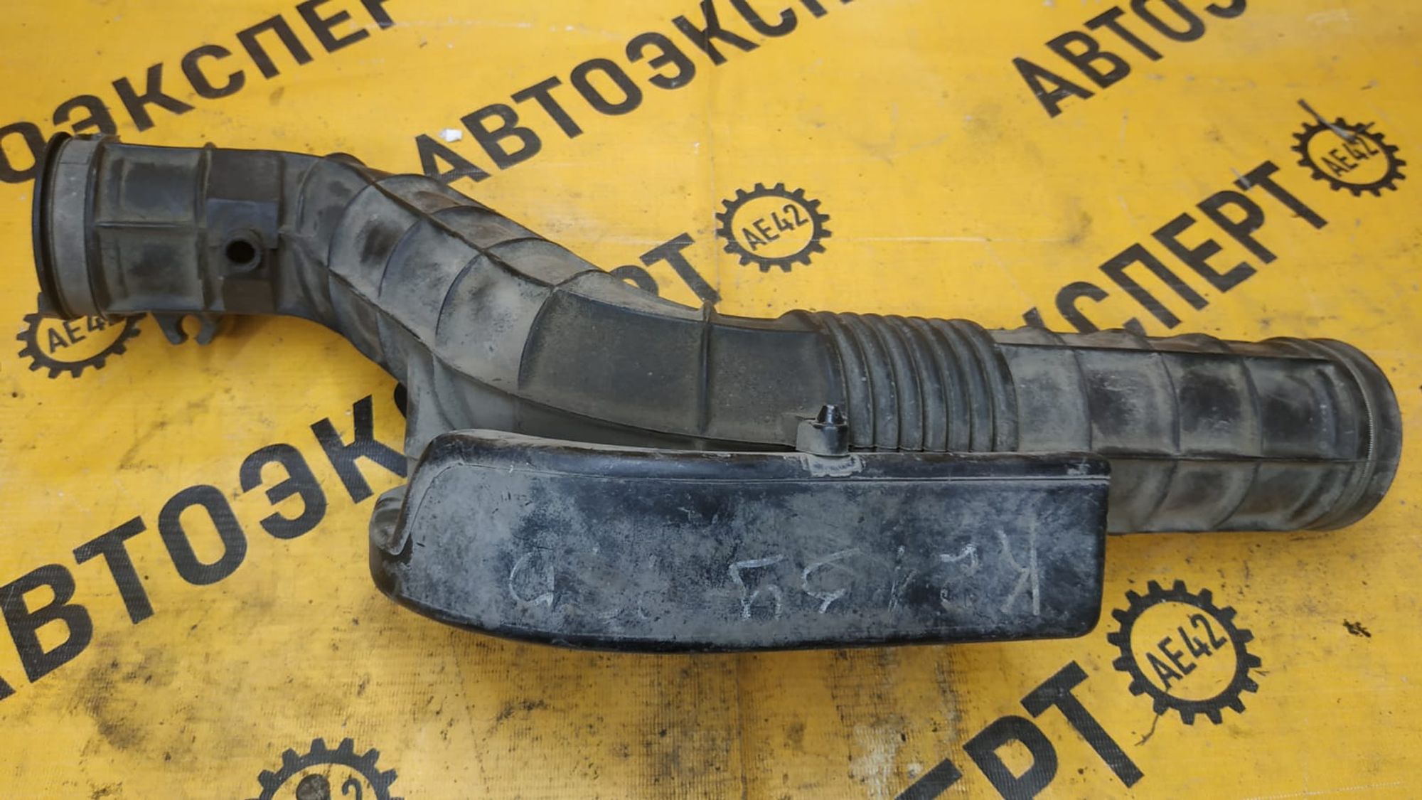 https://ycs.partsauto.market/partsauto-images/thmbs/userImages/87497919e31020c6b1c735431d06908a/part/535e3e10-7464-4077-9b34-ecbe86f9feea_1742821870977.jpg