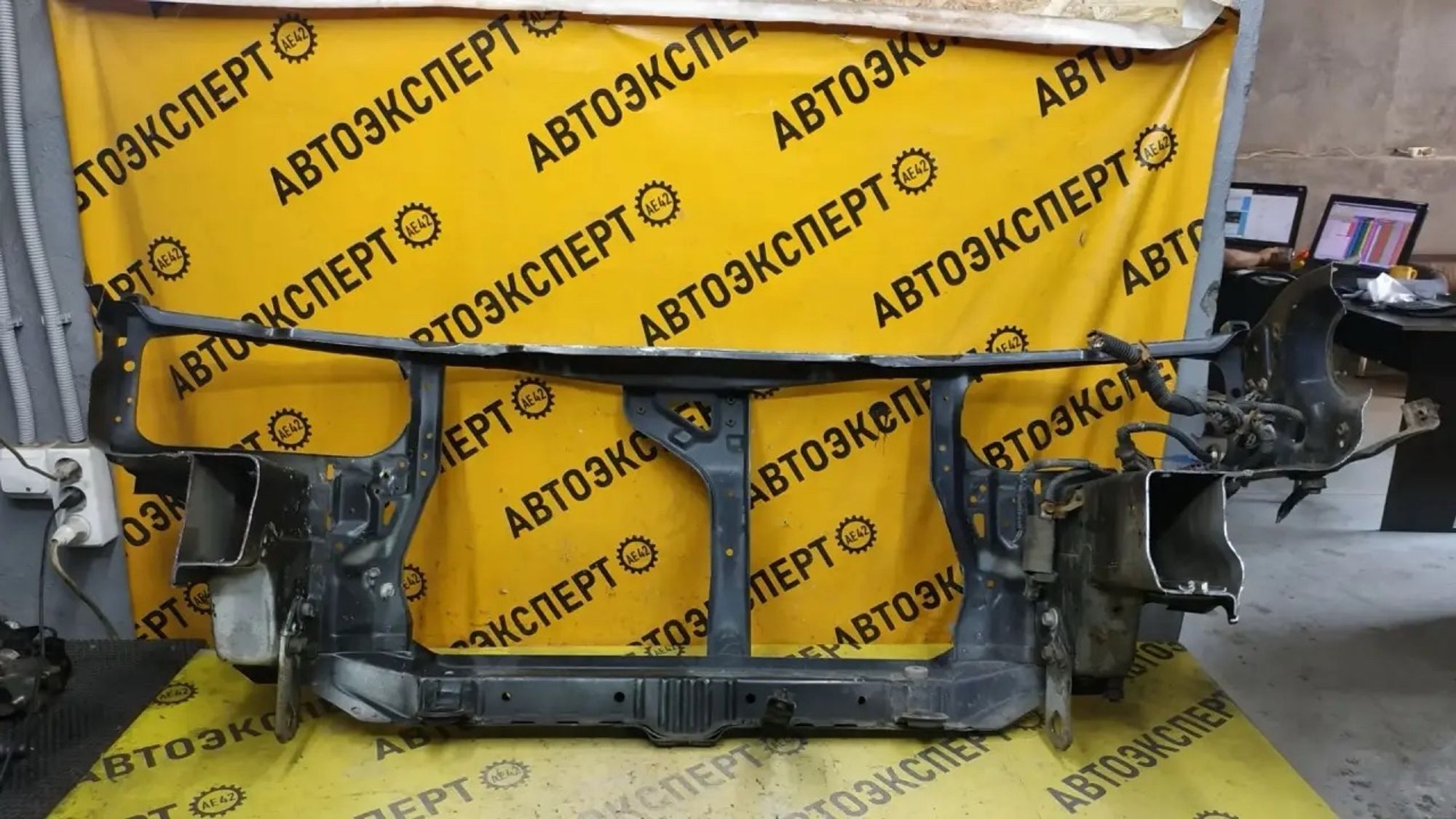 https://ycs.partsauto.market/partsauto-images/thmbs/userImages/87497919e31020c6b1c735431d06908a/part/5740e108-6a2b-4822-82e9-ae637bc9624d_1783651851209.jpg