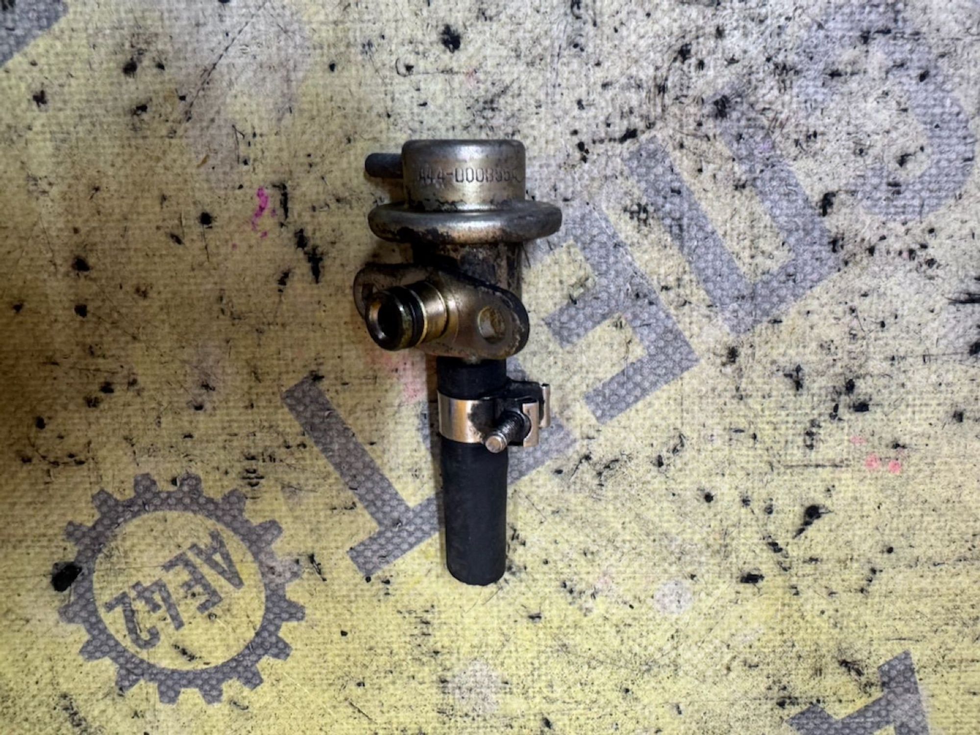 https://ycs.partsauto.market/partsauto-images/thmbs/userImages/87497919e31020c6b1c735431d06908a/part/5f3d0e08-268d-4cde-a46c-f0596f7432b8_1787625904652.jpg