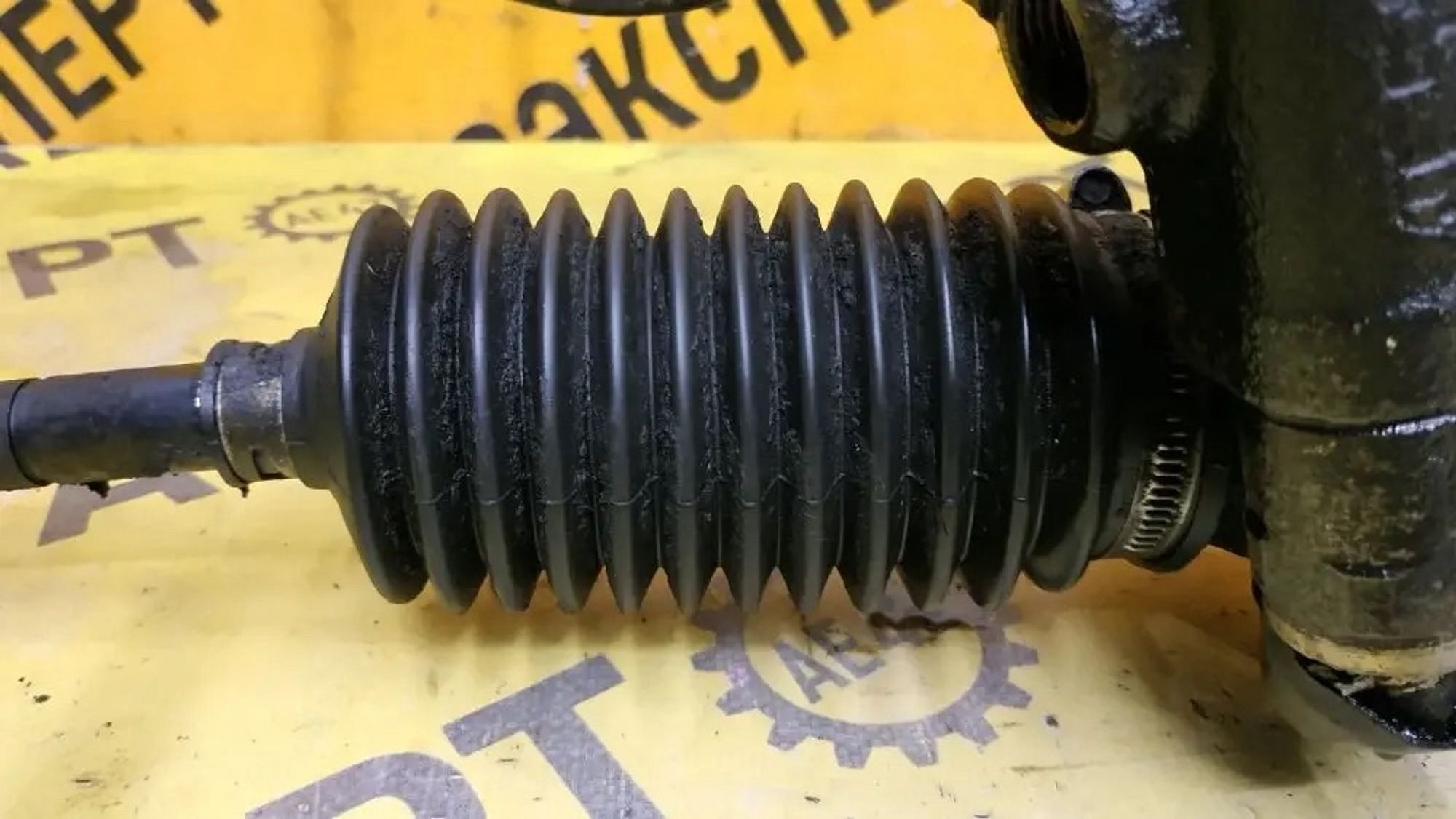 https://ycs.partsauto.market/partsauto-images/thmbs/userImages/87497919e31020c6b1c735431d06908a/part/60d41fe6-bc1e-481f-a8fa-a56f3fe12914_1778052936607.jpg