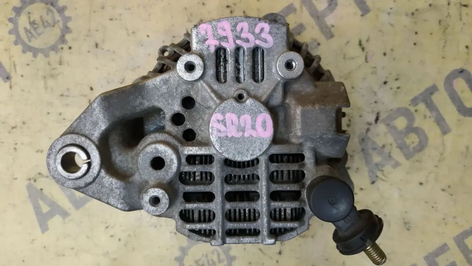 https://ycs.partsauto.market/partsauto-images/thmbs/userImages/87497919e31020c6b1c735431d06908a/part/65c67cd0-5331-4dd0-aae3-461aa42ab79f_1786090651677.jpg