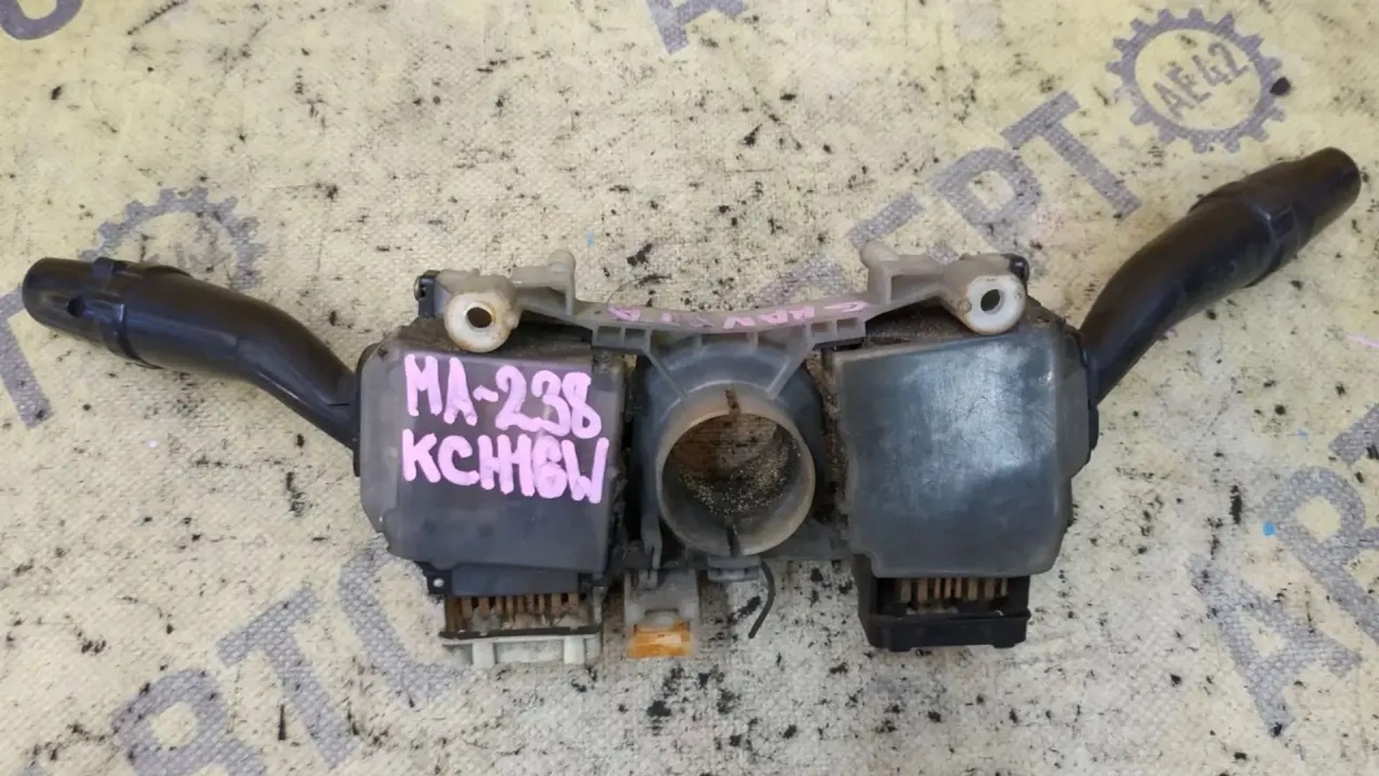 https://ycs.partsauto.market/partsauto-images/thmbs/userImages/87497919e31020c6b1c735431d06908a/part/67451482-360f-47f7-adbf-695159b41f34_1789365965173.jpg