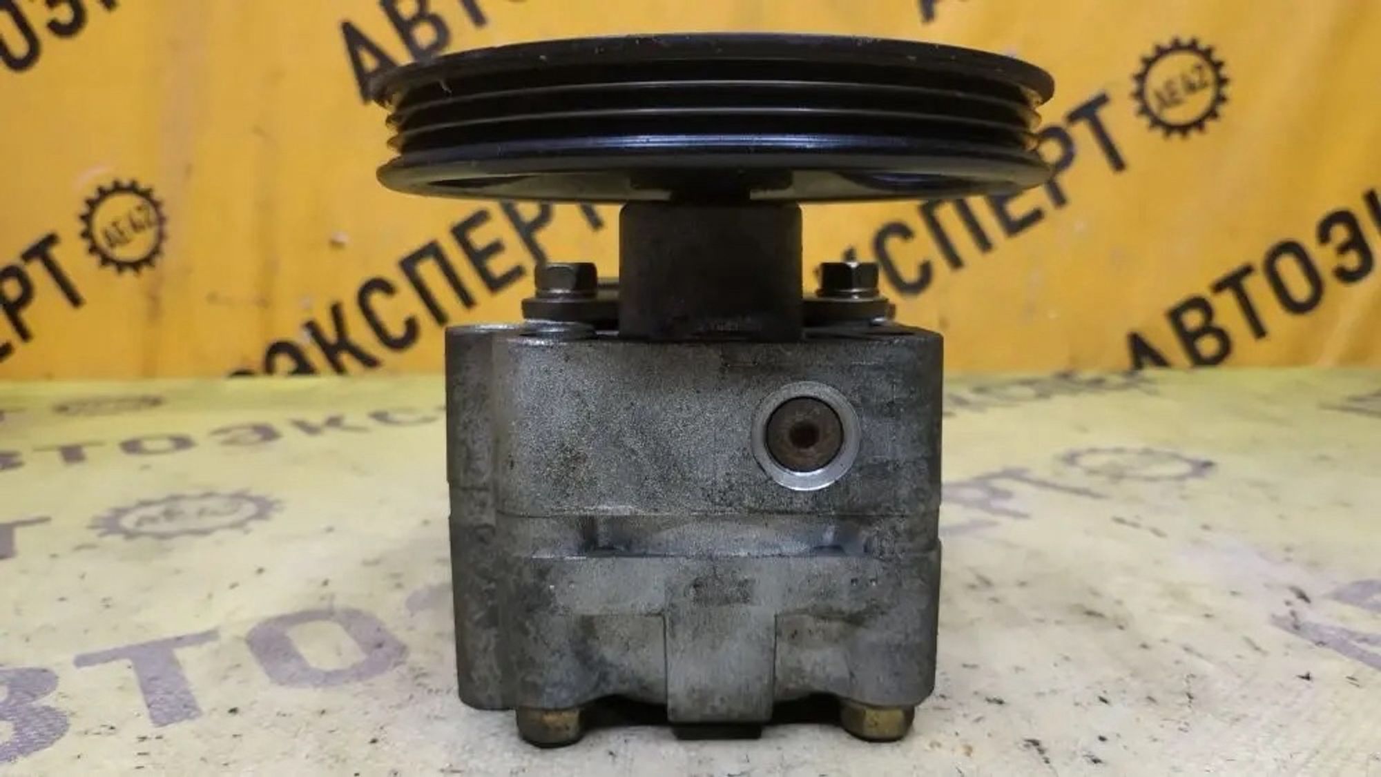 https://ycs.partsauto.market/partsauto-images/thmbs/userImages/87497919e31020c6b1c735431d06908a/part/6837890d-ce72-4d68-a900-d05eeab4554c_1781238362874.jpg