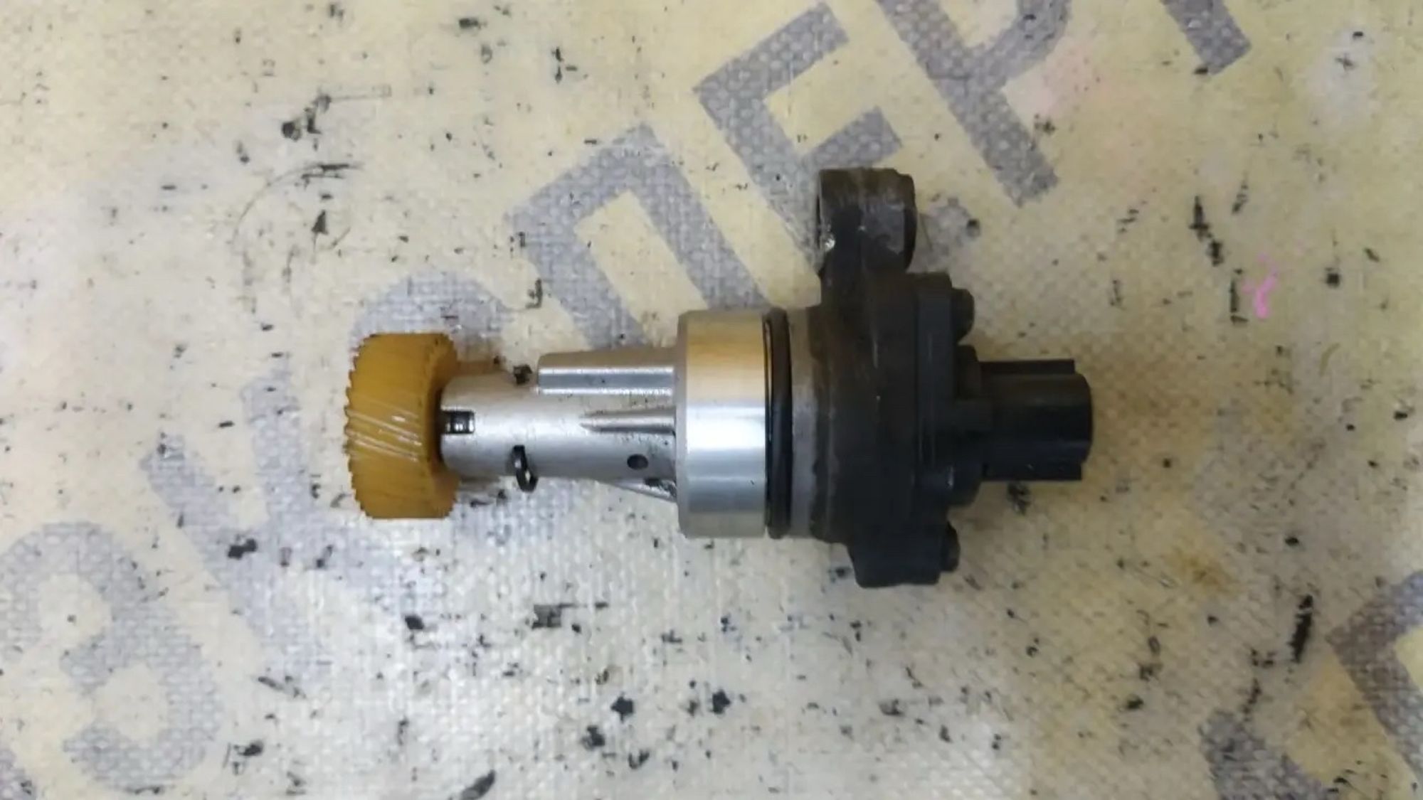 https://ycs.partsauto.market/partsauto-images/thmbs/userImages/87497919e31020c6b1c735431d06908a/part/6b6deb25-4ee2-481b-a5e9-d062aa0e2202_1785123513224.jpg