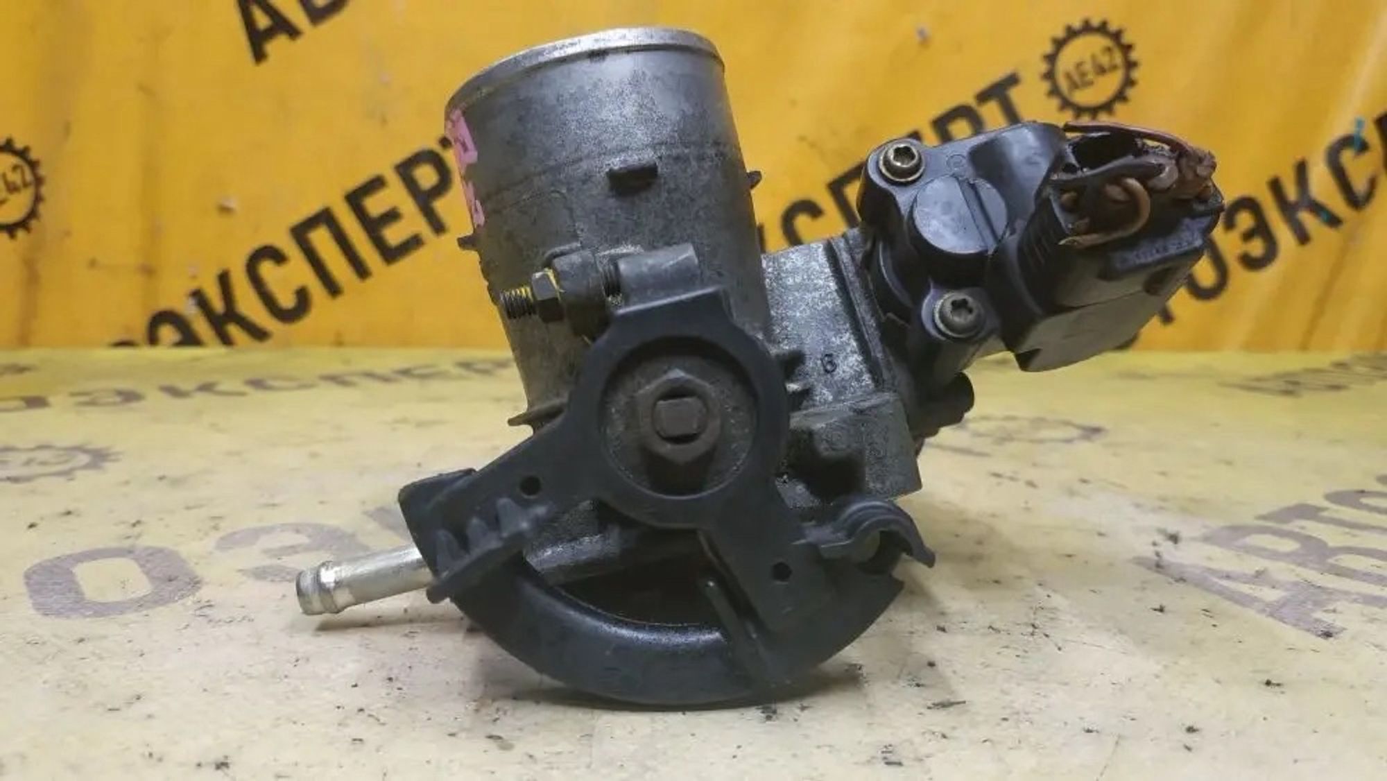 https://ycs.partsauto.market/partsauto-images/thmbs/userImages/87497919e31020c6b1c735431d06908a/part/6ebd2b7f-f506-4a04-9992-161b3ae0976c_1779437142632.jpg