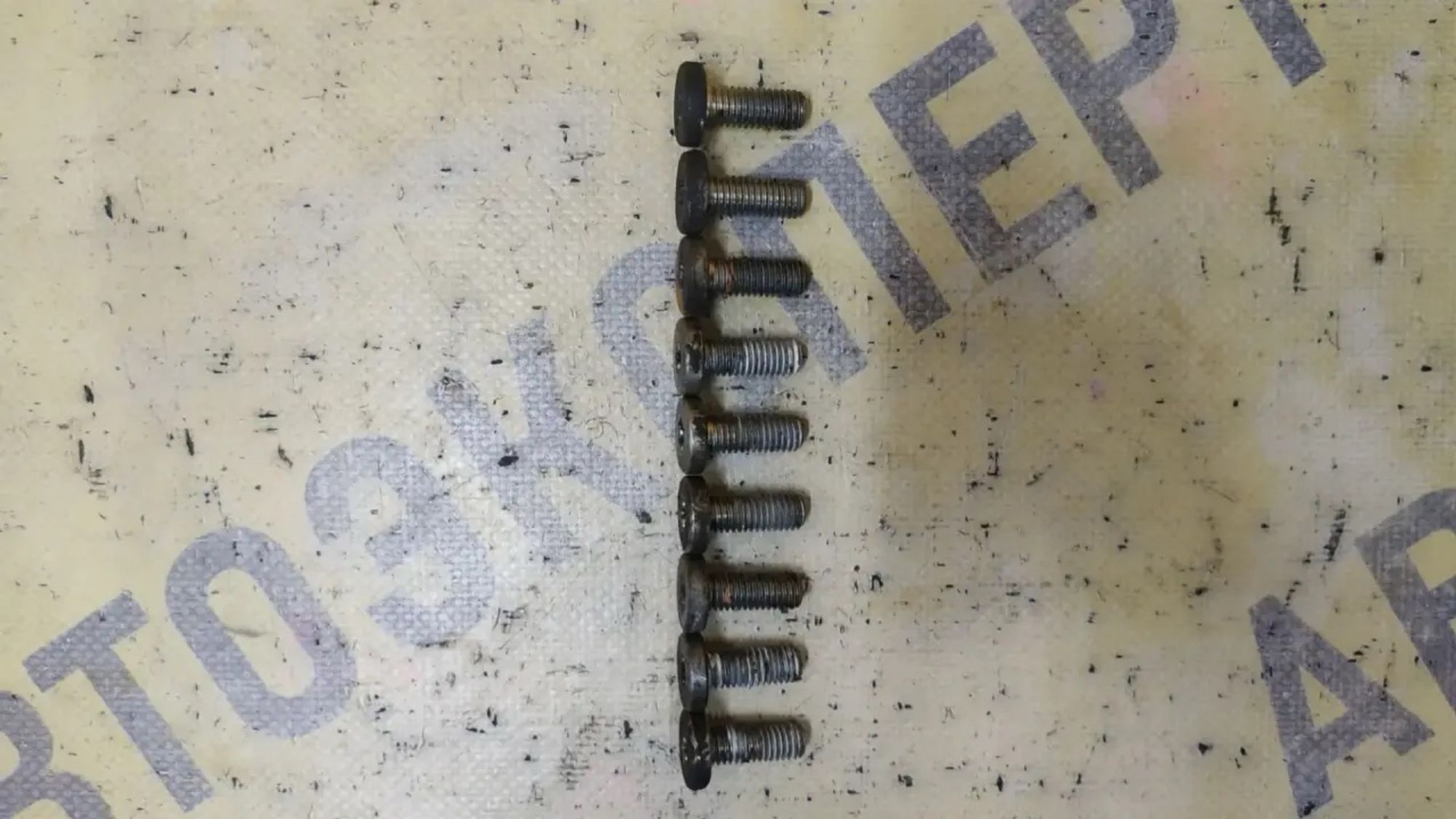 https://ycs.partsauto.market/partsauto-images/thmbs/userImages/87497919e31020c6b1c735431d06908a/part/707aa533-3a57-41f1-90f1-fd3be51e7931_1782716422740.jpg