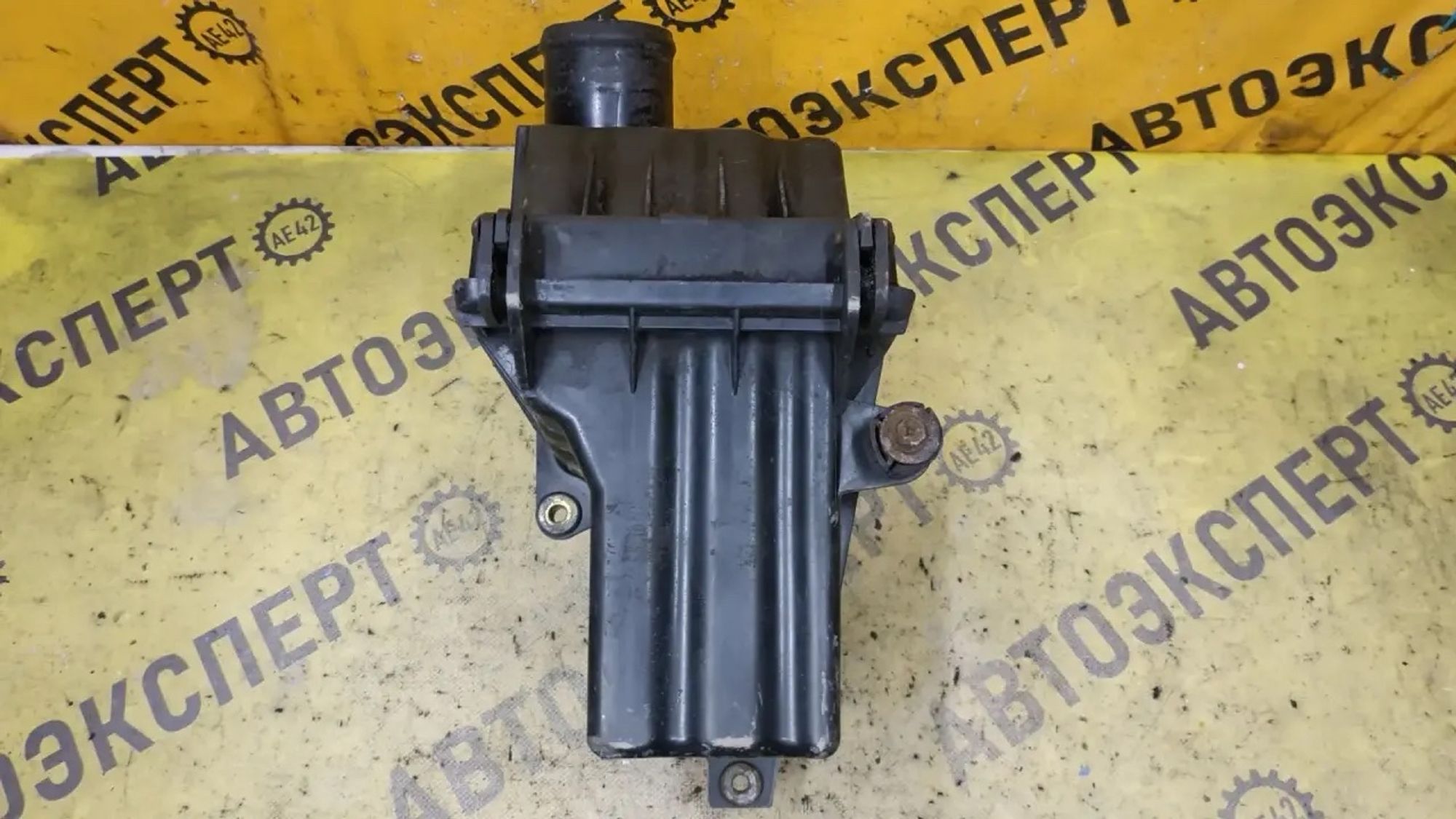 https://ycs.partsauto.market/partsauto-images/thmbs/userImages/87497919e31020c6b1c735431d06908a/part/7273f7d5-ef4f-4a2b-9ef4-16a253de8aa5_1788319460804.jpg