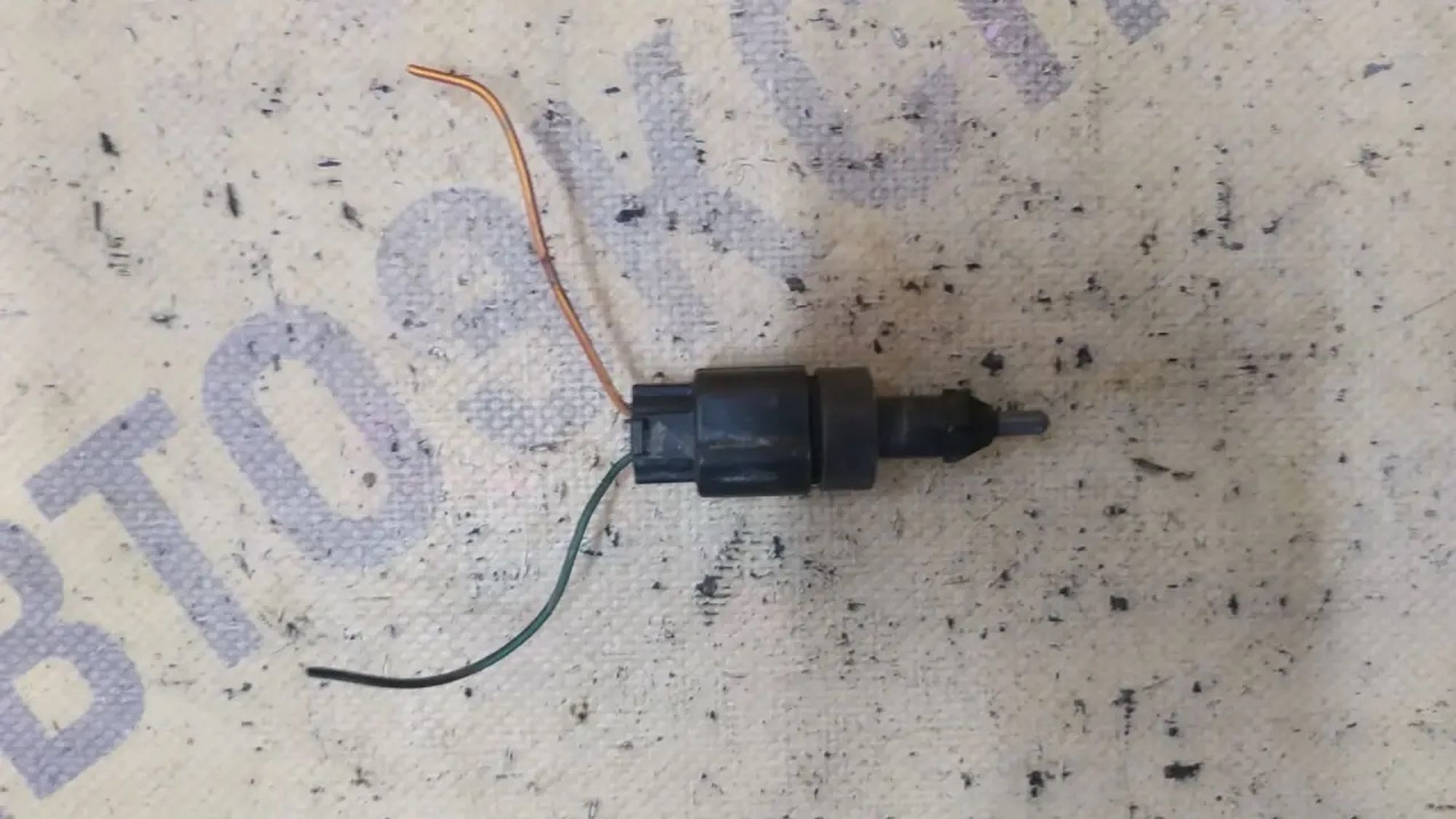 https://ycs.partsauto.market/partsauto-images/thmbs/userImages/87497919e31020c6b1c735431d06908a/part/72d43b3b-c86a-4c9d-bc53-a6424cf5ac7c_1783063149144.jpg