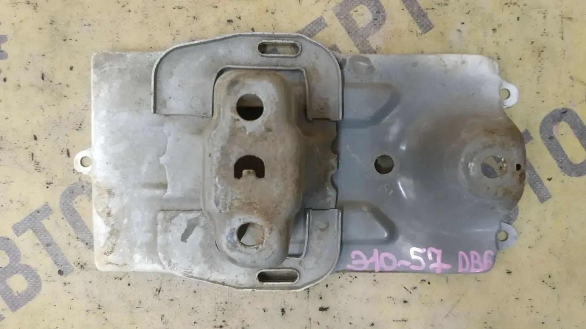 https://ycs.partsauto.market/partsauto-images/thmbs/userImages/87497919e31020c6b1c735431d06908a/part/750e9089-6ec2-4813-aa26-30327f20f5c7_1783063103507.jpg