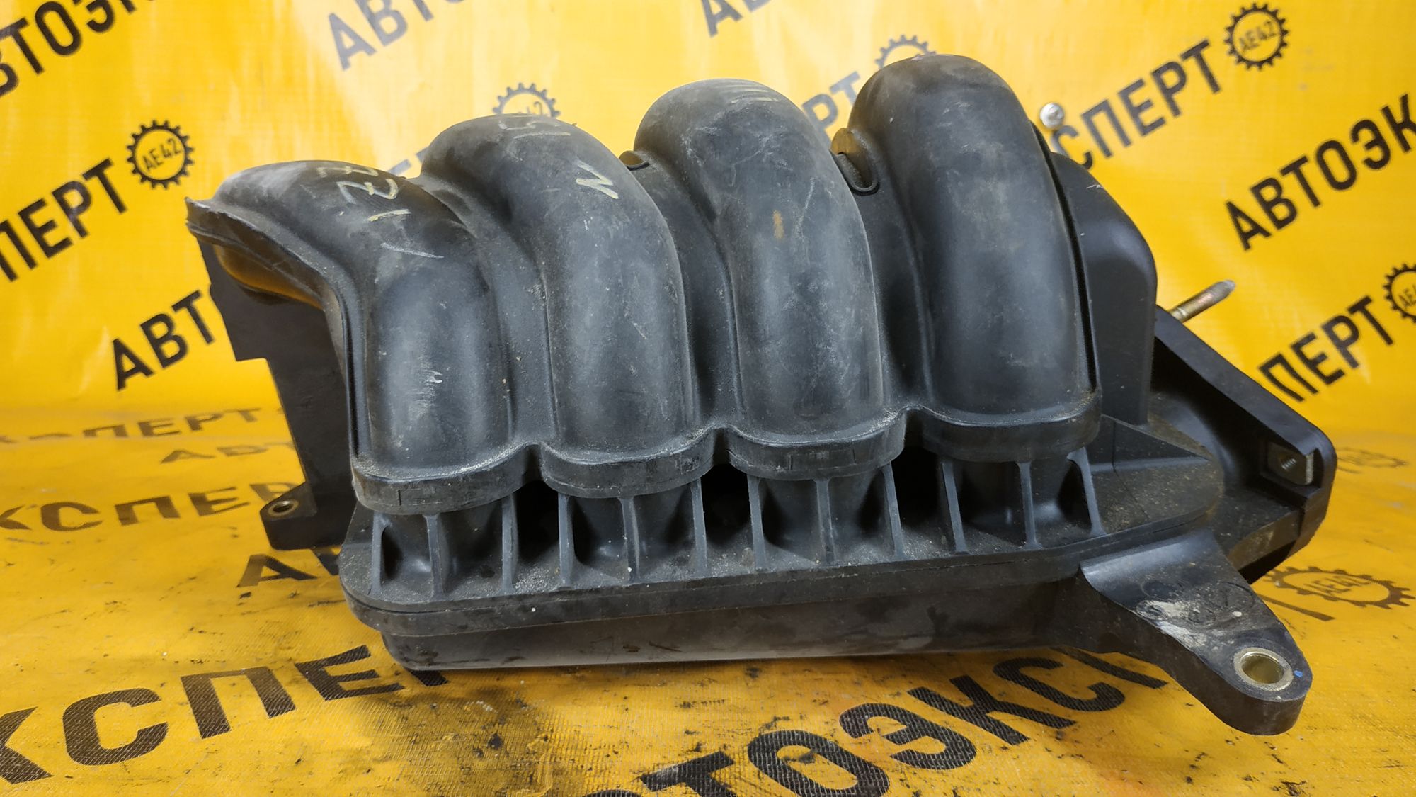 https://ycs.partsauto.market/partsauto-images/thmbs/userImages/87497919e31020c6b1c735431d06908a/part/76d70281-6b06-4364-aa91-911a5bbb76e3_1725438987384.jpg