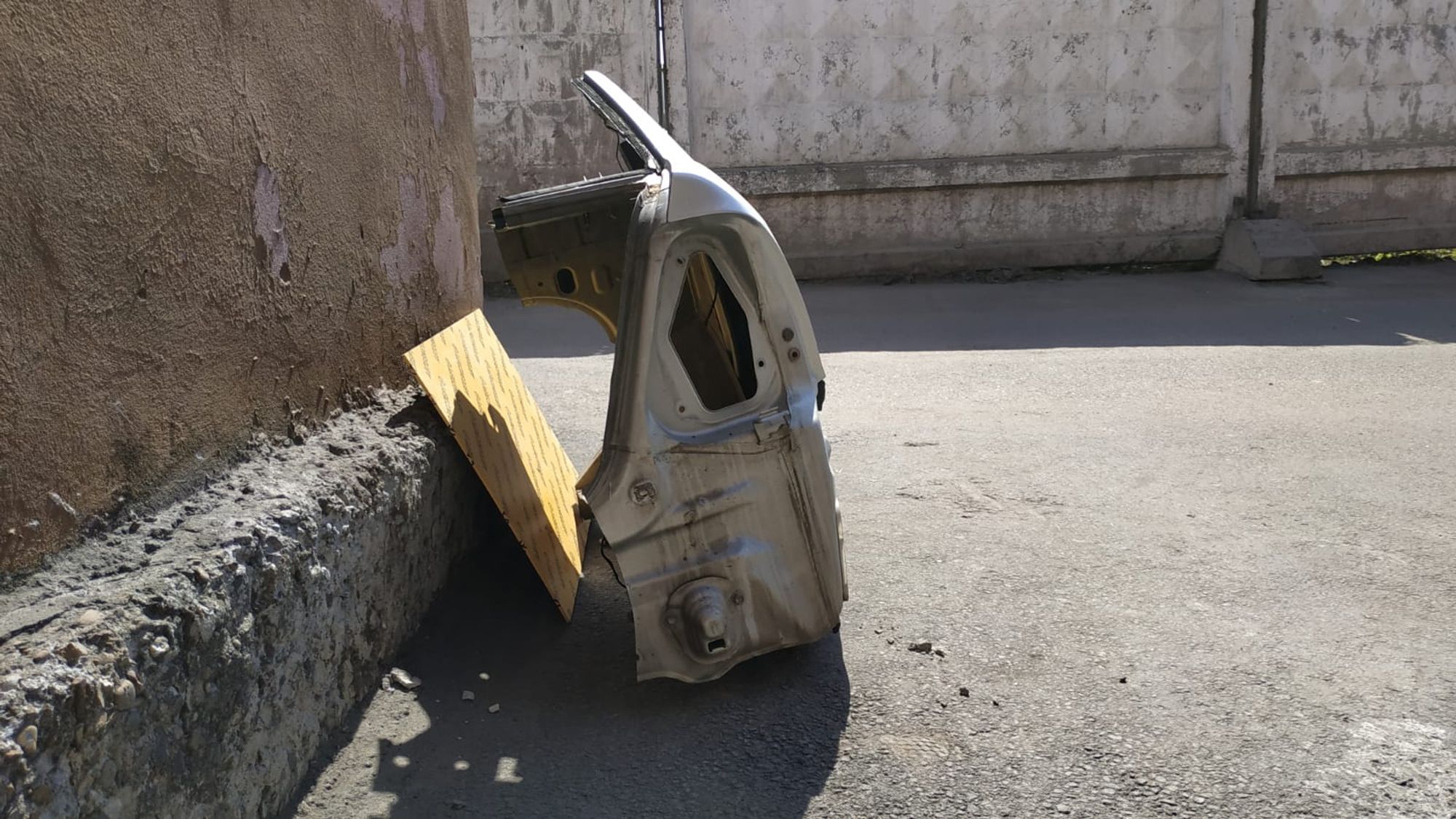 https://ycs.partsauto.market/partsauto-images/thmbs/userImages/87497919e31020c6b1c735431d06908a/part/78065f45-1663-467a-bd48-f6c9136a136d_1748064824118.jpg