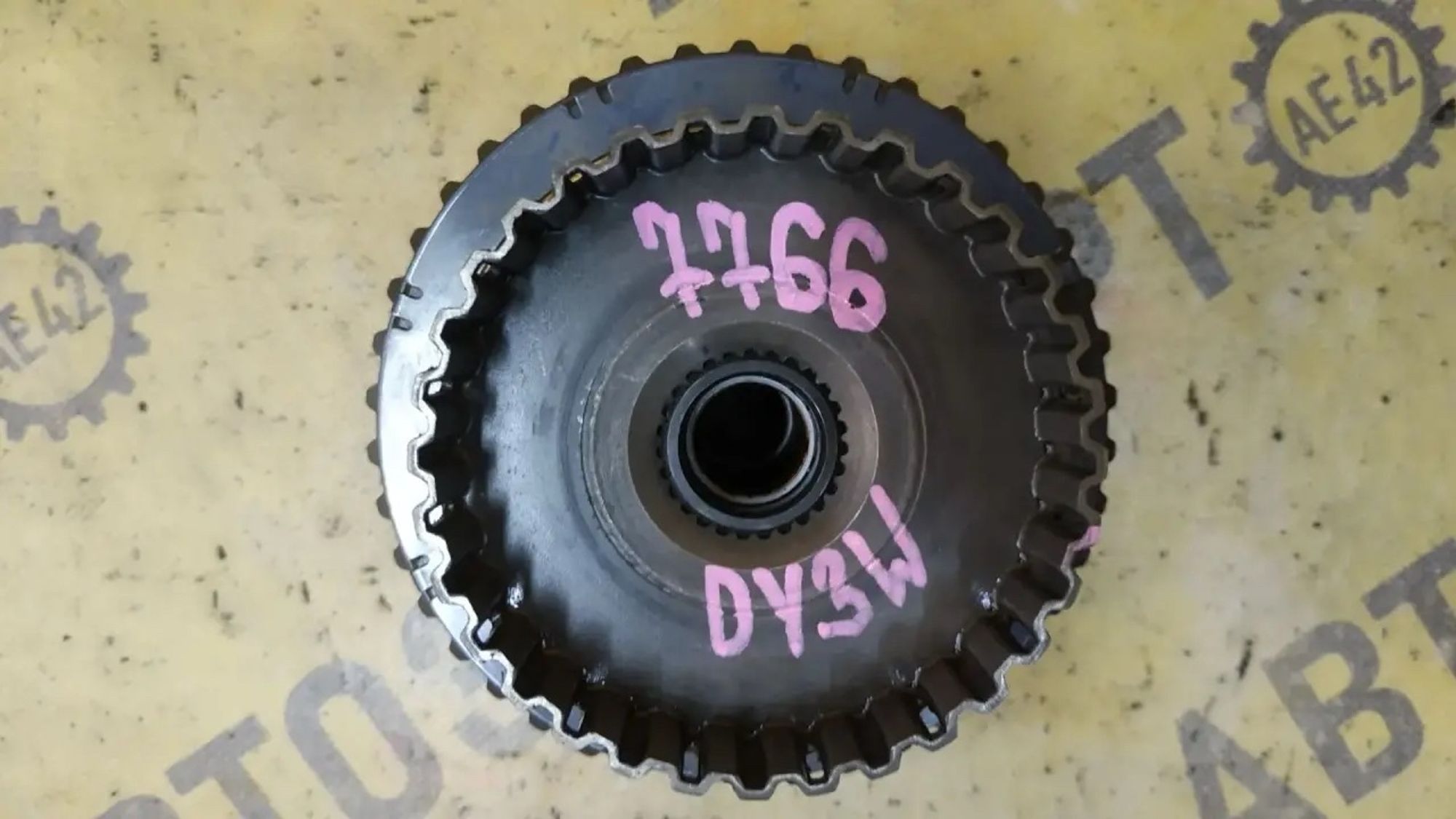 https://ycs.partsauto.market/partsauto-images/thmbs/userImages/87497919e31020c6b1c735431d06908a/part/781fdbfc-a679-46d9-9161-86b8dc383366_1782441138813.jpg