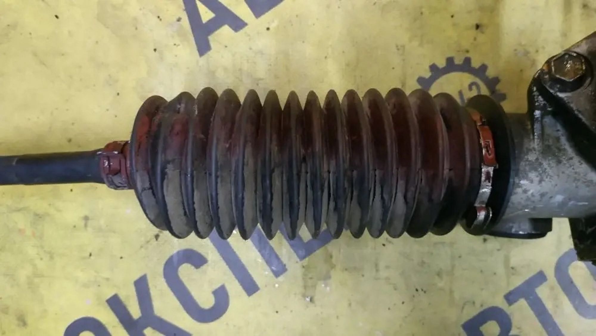 https://ycs.partsauto.market/partsauto-images/thmbs/userImages/87497919e31020c6b1c735431d06908a/part/7834e6eb-2712-4970-a319-7e6b8994bd23_1768555012853.jpg