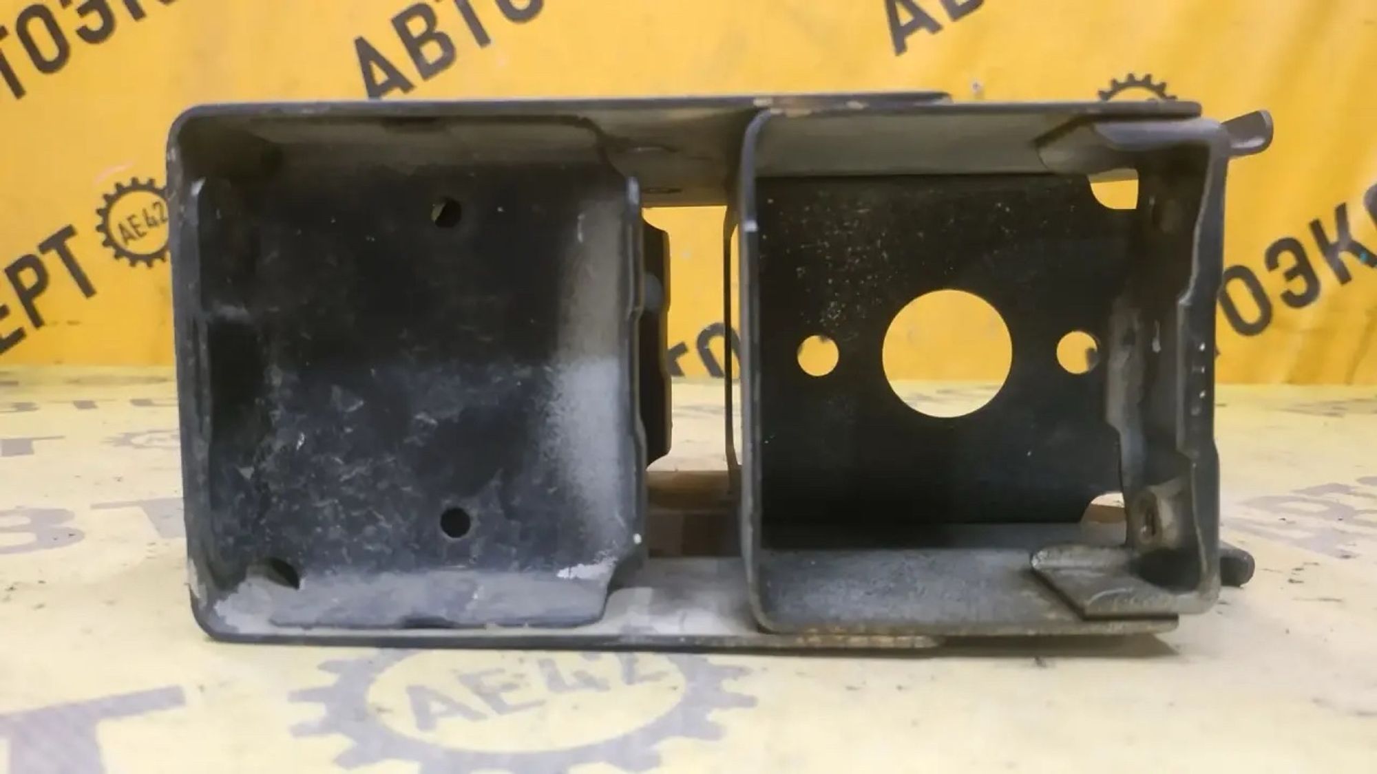 https://ycs.partsauto.market/partsauto-images/thmbs/userImages/87497919e31020c6b1c735431d06908a/part/78d2fba2-73b1-4079-8882-5da8f41ab925_1783045502012.jpg
