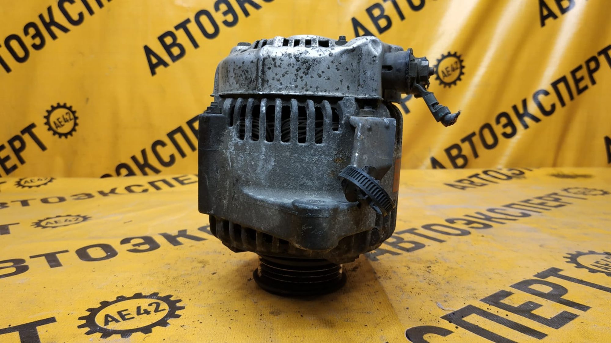 https://ycs.partsauto.market/partsauto-images/thmbs/userImages/87497919e31020c6b1c735431d06908a/part/7b92fb98-d47c-4ba2-81fc-9d7fb7d4780f_1737867804913.jpg