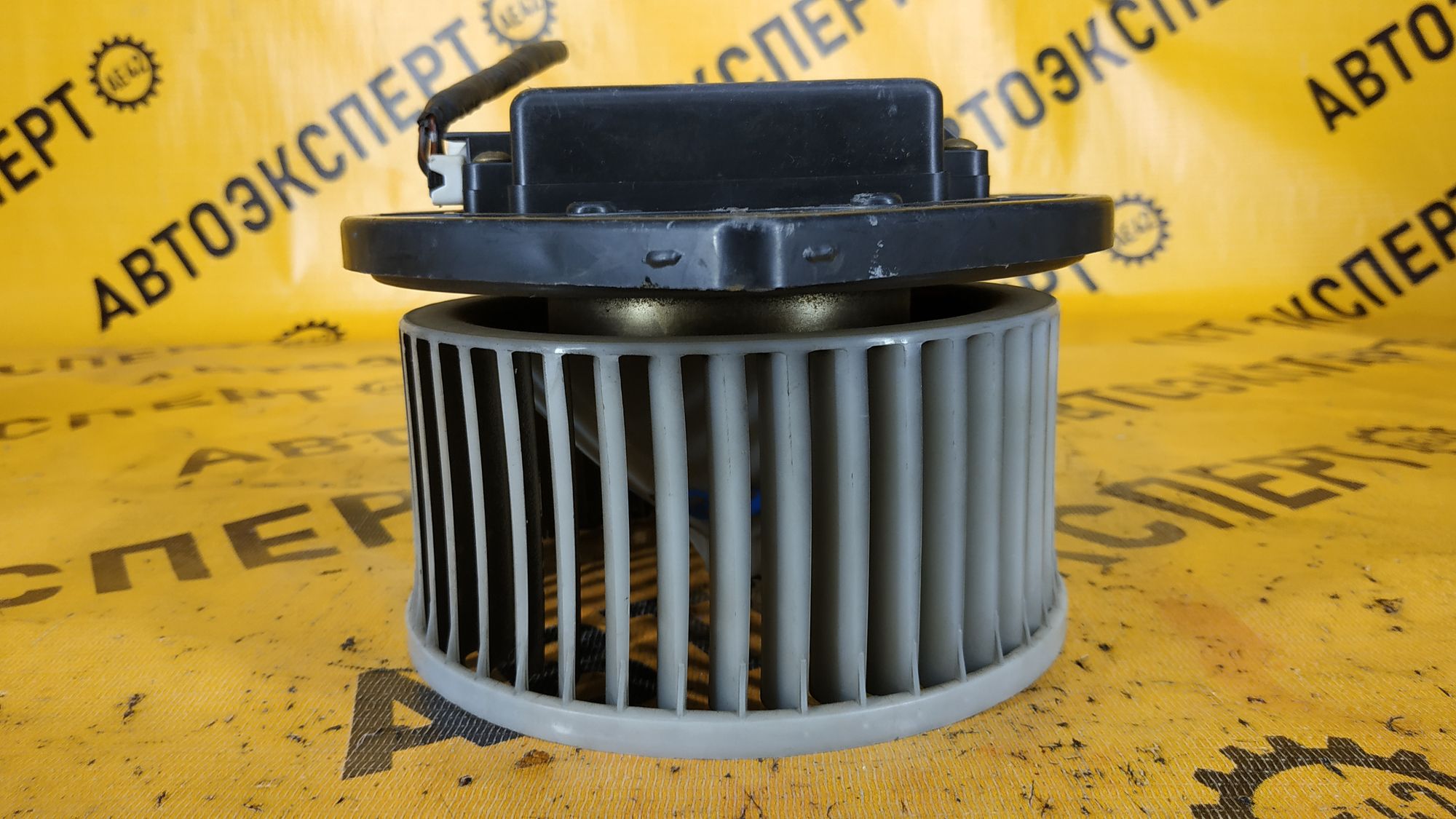 https://ycs.partsauto.market/partsauto-images/thmbs/userImages/87497919e31020c6b1c735431d06908a/part/7dc96d18-ac24-439e-be8e-bb4a4f6a4117_1710931525680.jpg