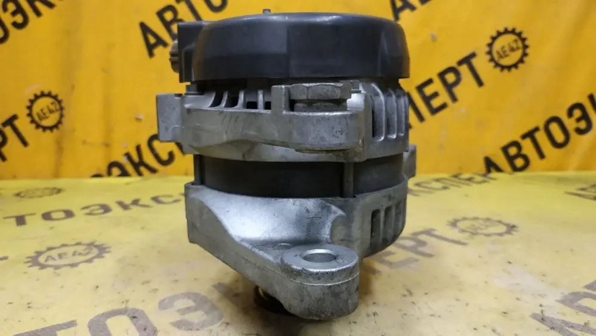 https://ycs.partsauto.market/partsauto-images/thmbs/userImages/87497919e31020c6b1c735431d06908a/part/7f8c4719-26bd-4564-b9d7-363f5ce44594_1777543589083.jpg