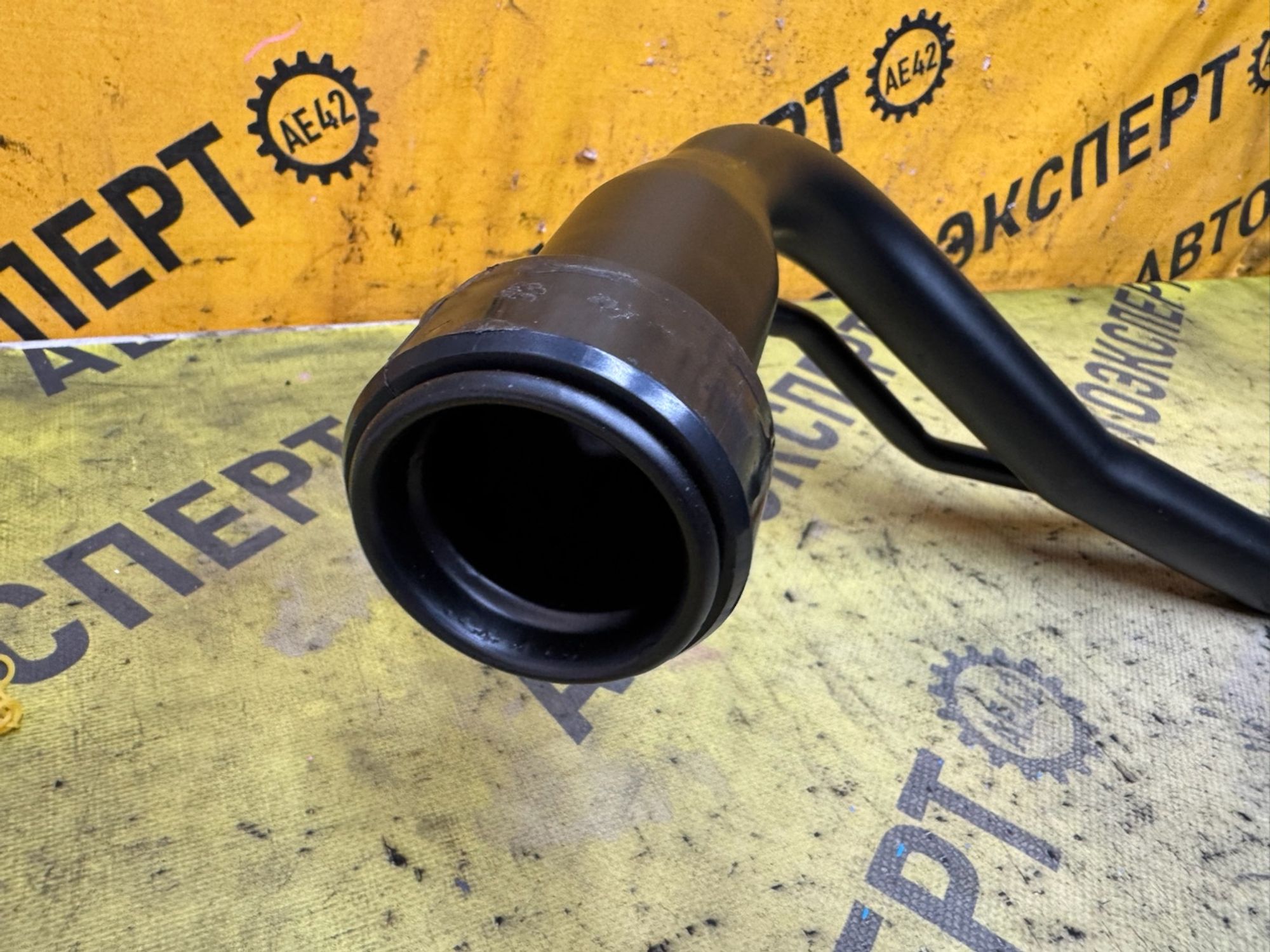 https://ycs.partsauto.market/partsauto-images/thmbs/userImages/87497919e31020c6b1c735431d06908a/part/7f98e92c-91e4-4adf-bb28-aa628a251c51_1787115675706.jpg