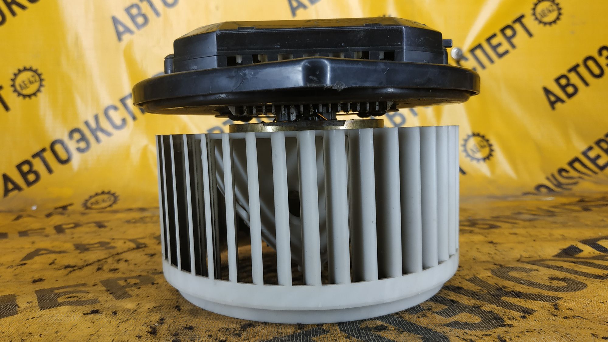 https://ycs.partsauto.market/partsauto-images/thmbs/userImages/87497919e31020c6b1c735431d06908a/part/800ead6c-923b-4073-b4d8-637b03a4ba83_1727769914619.jpg